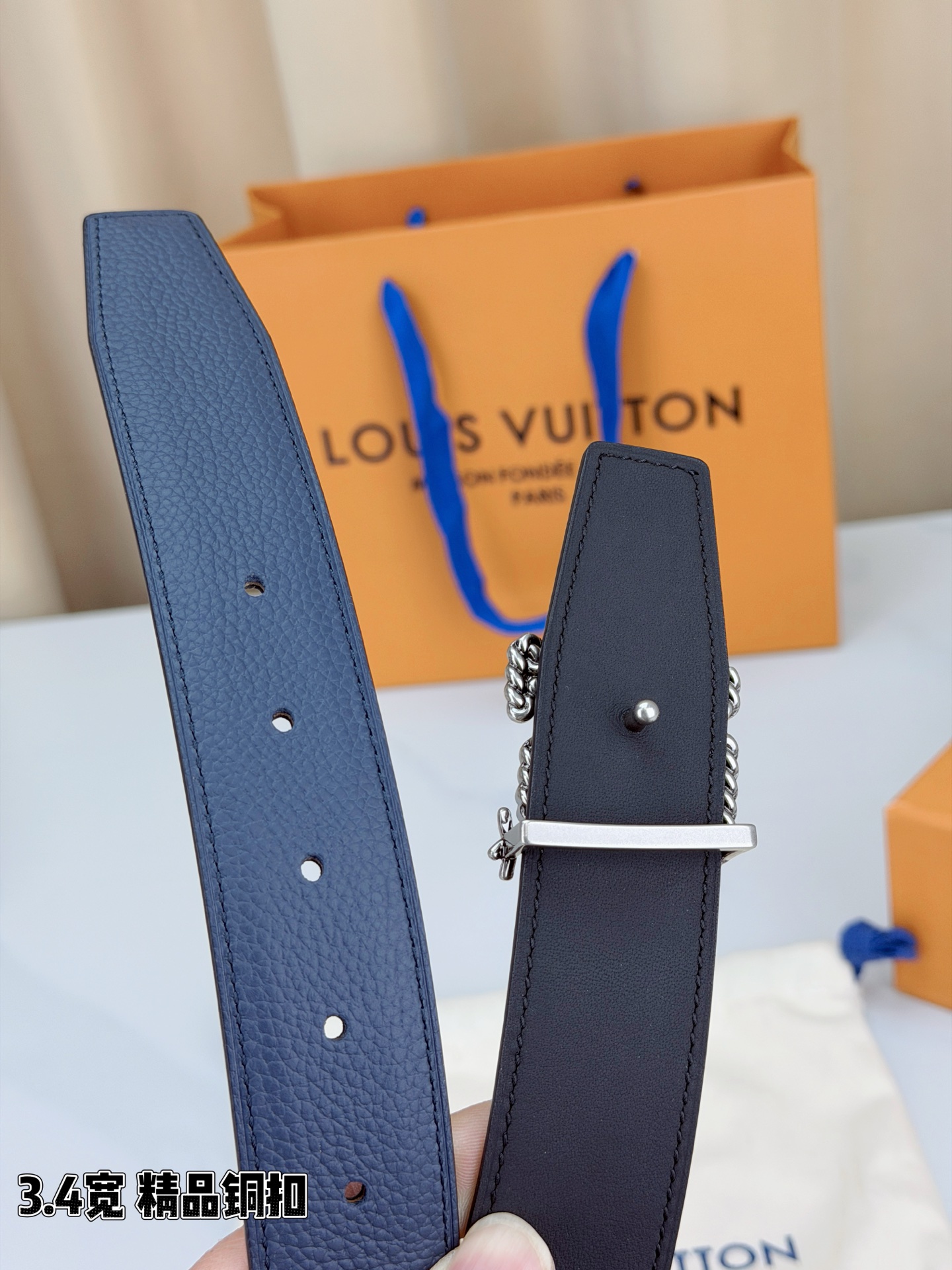 Louis Vuitton Leather Belt Top Grain Leather M-l