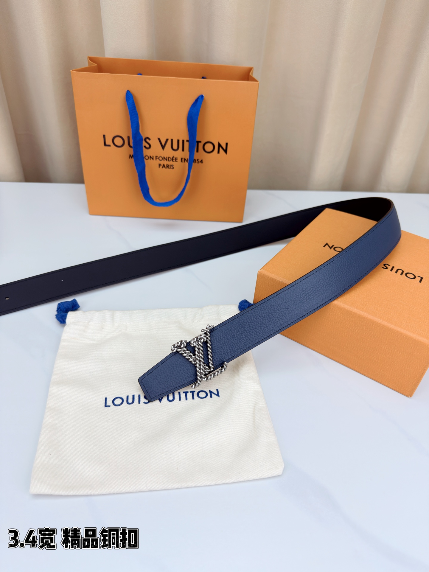Louis Vuitton Leather Belt Top Grain Leather M-l