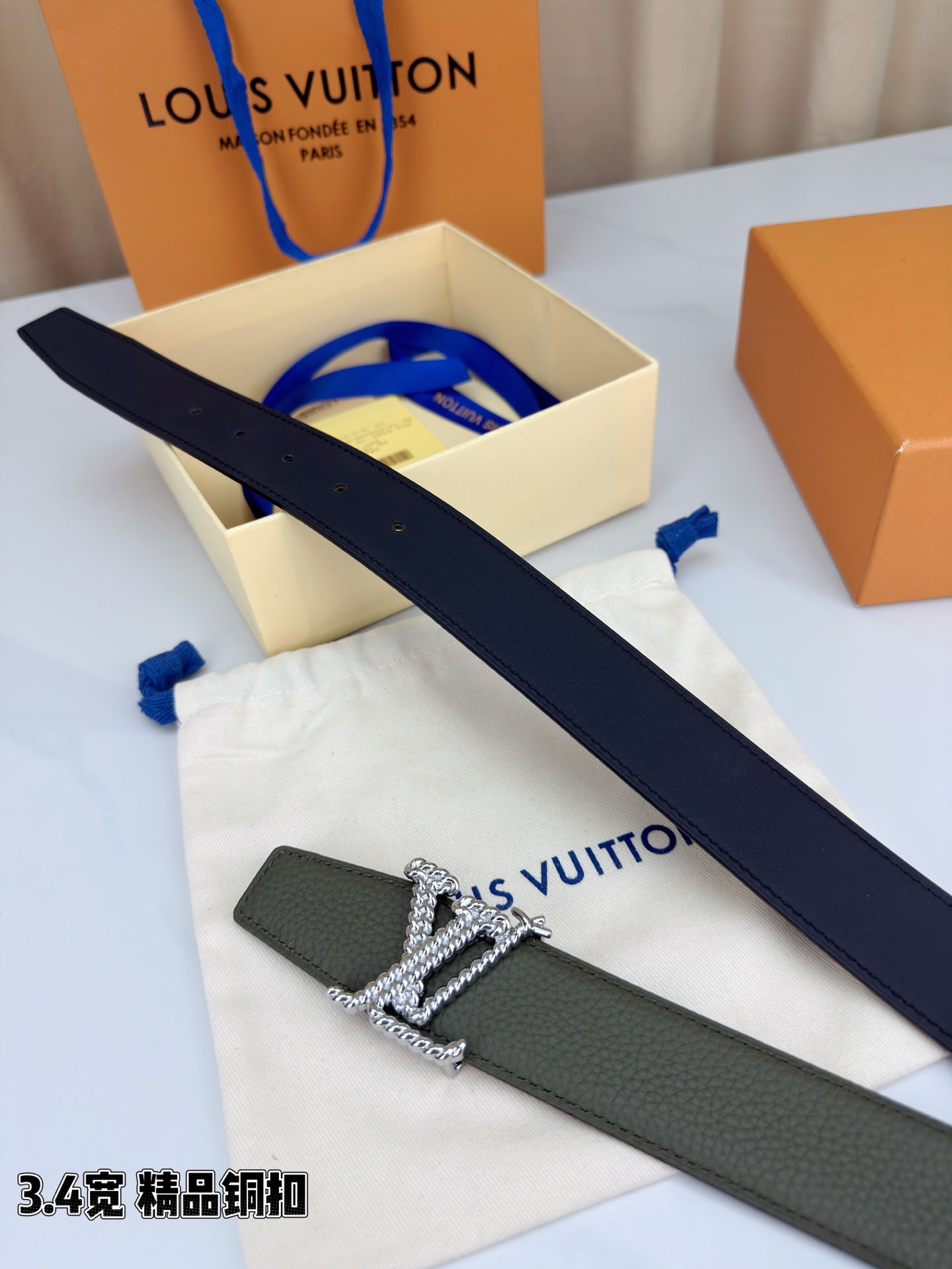 Louis Vuitton Leather Belt Top Grain Leather M-l