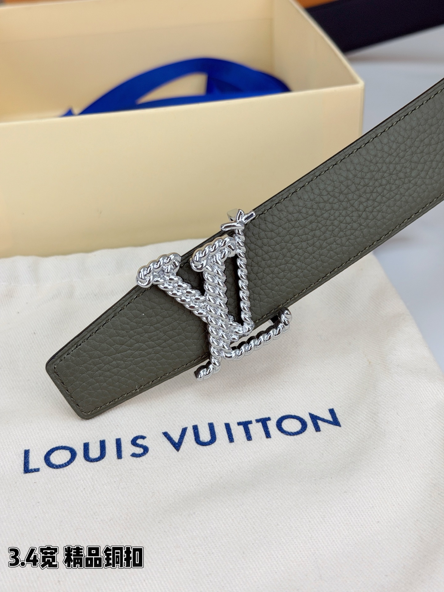 Louis Vuitton Leather Belt Top Grain Leather M-l