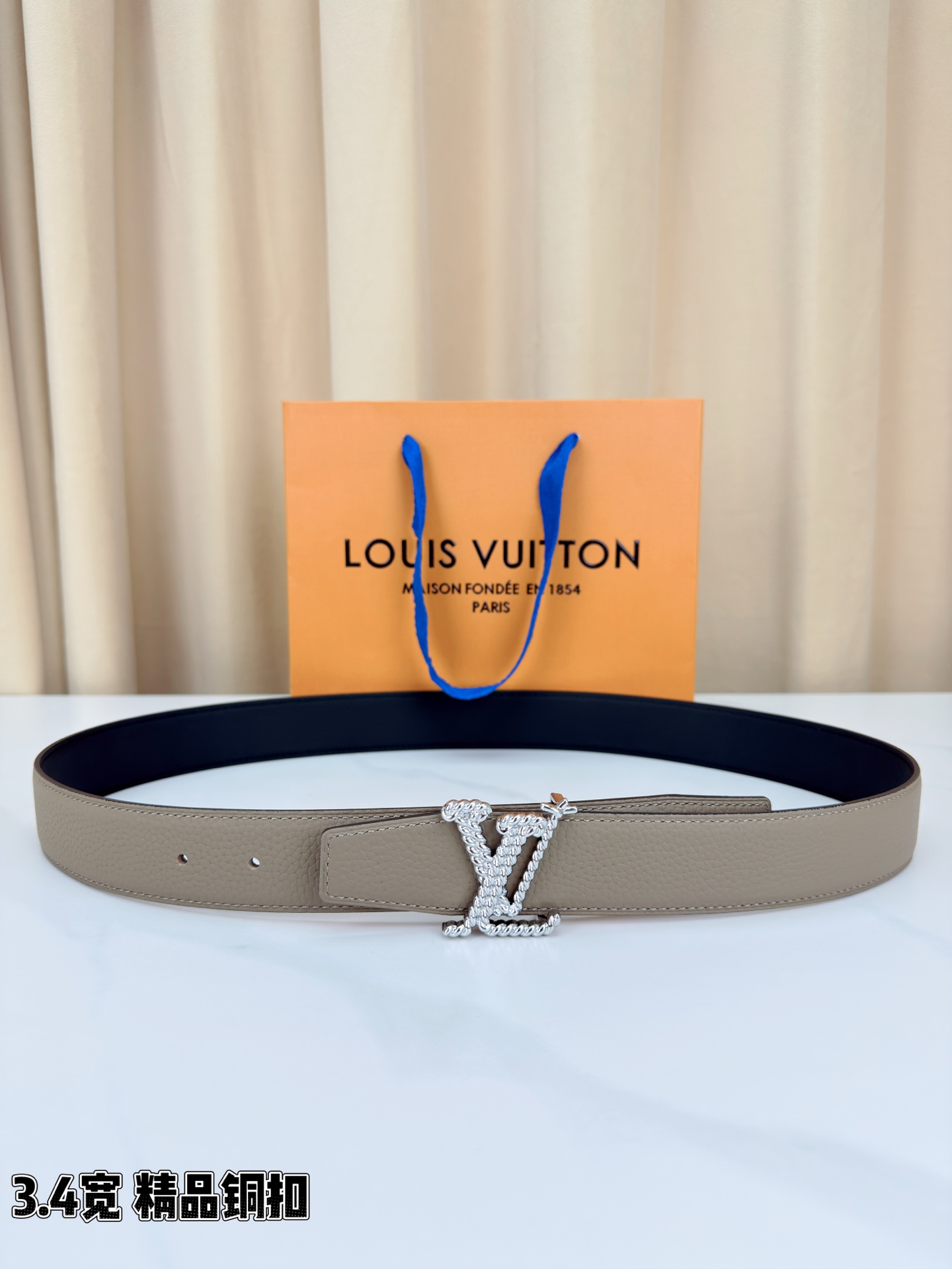 Louis Vuitton Leather Belt Top Grain Leather M-l