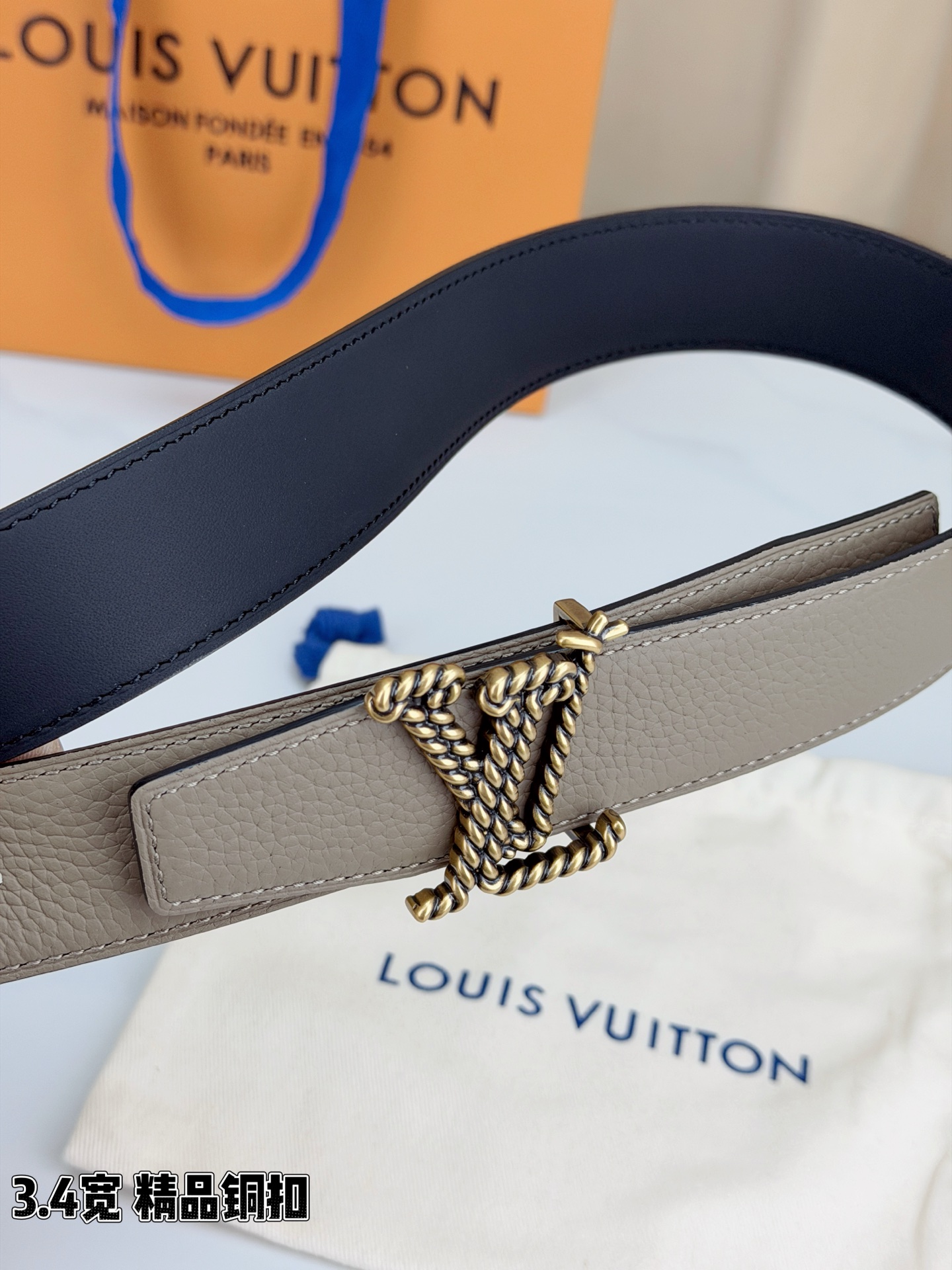 Louis Vuitton Leather Belt Top Grain Leather M-l