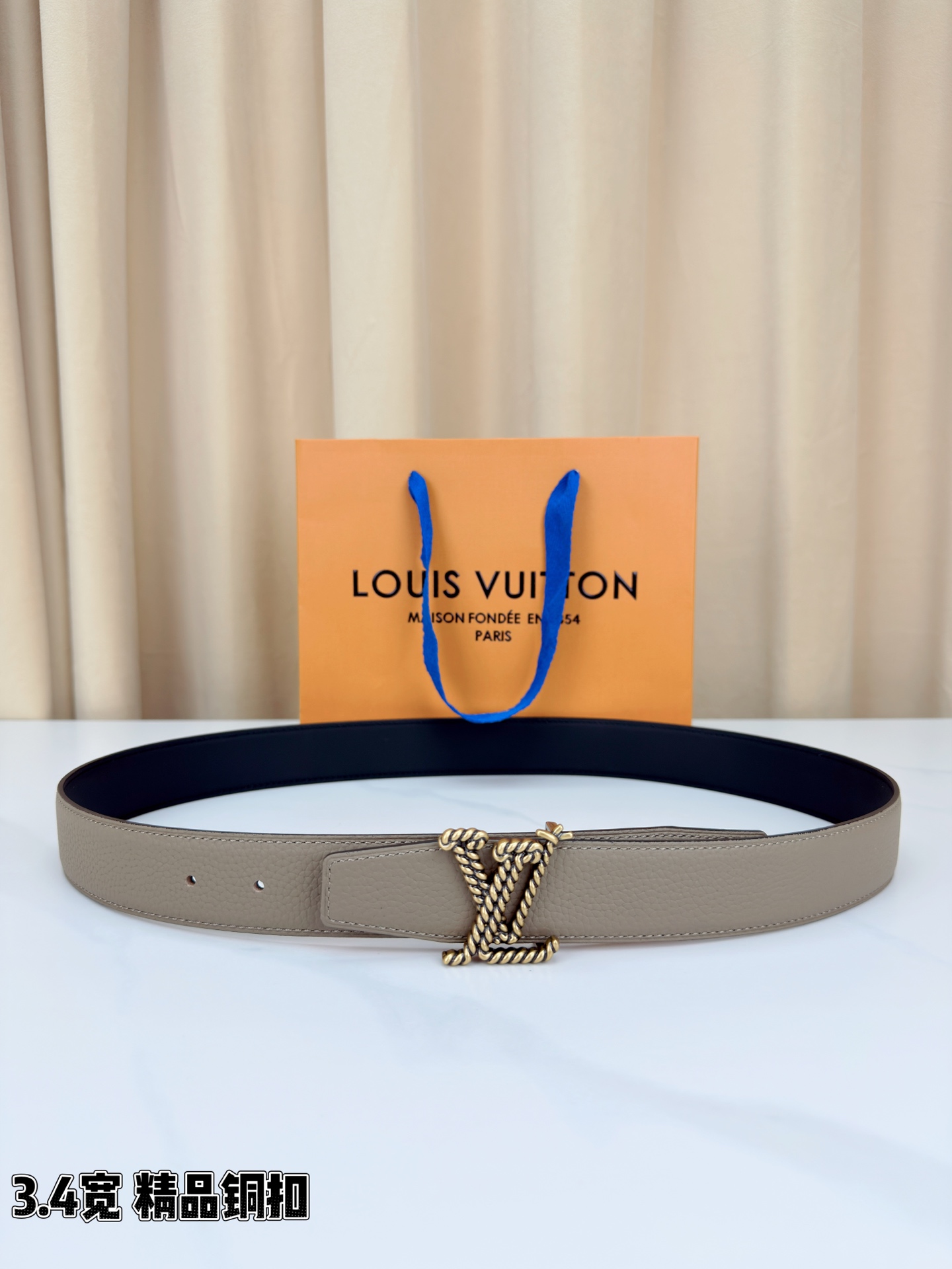 Louis Vuitton Leather Belt Top Grain Leather M-l