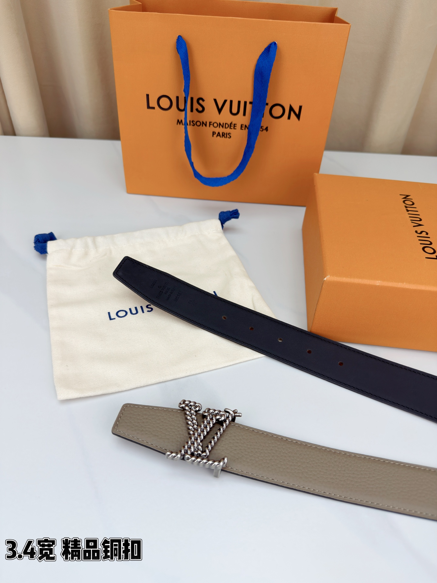 Louis Vuitton Leather Belt Top Grain Leather M-l
