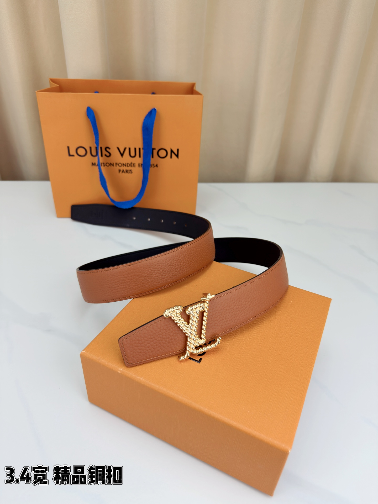 Louis Vuitton Leather Belt Top Grain Leather M-l