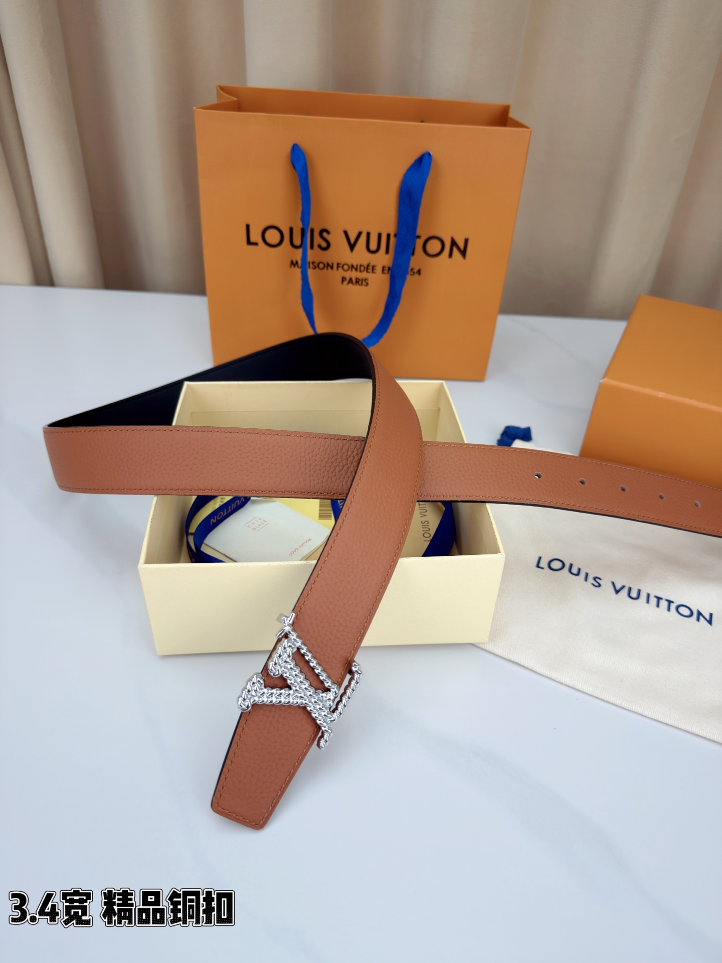 Louis Vuitton Leather Belt Top Grain Leather M-l