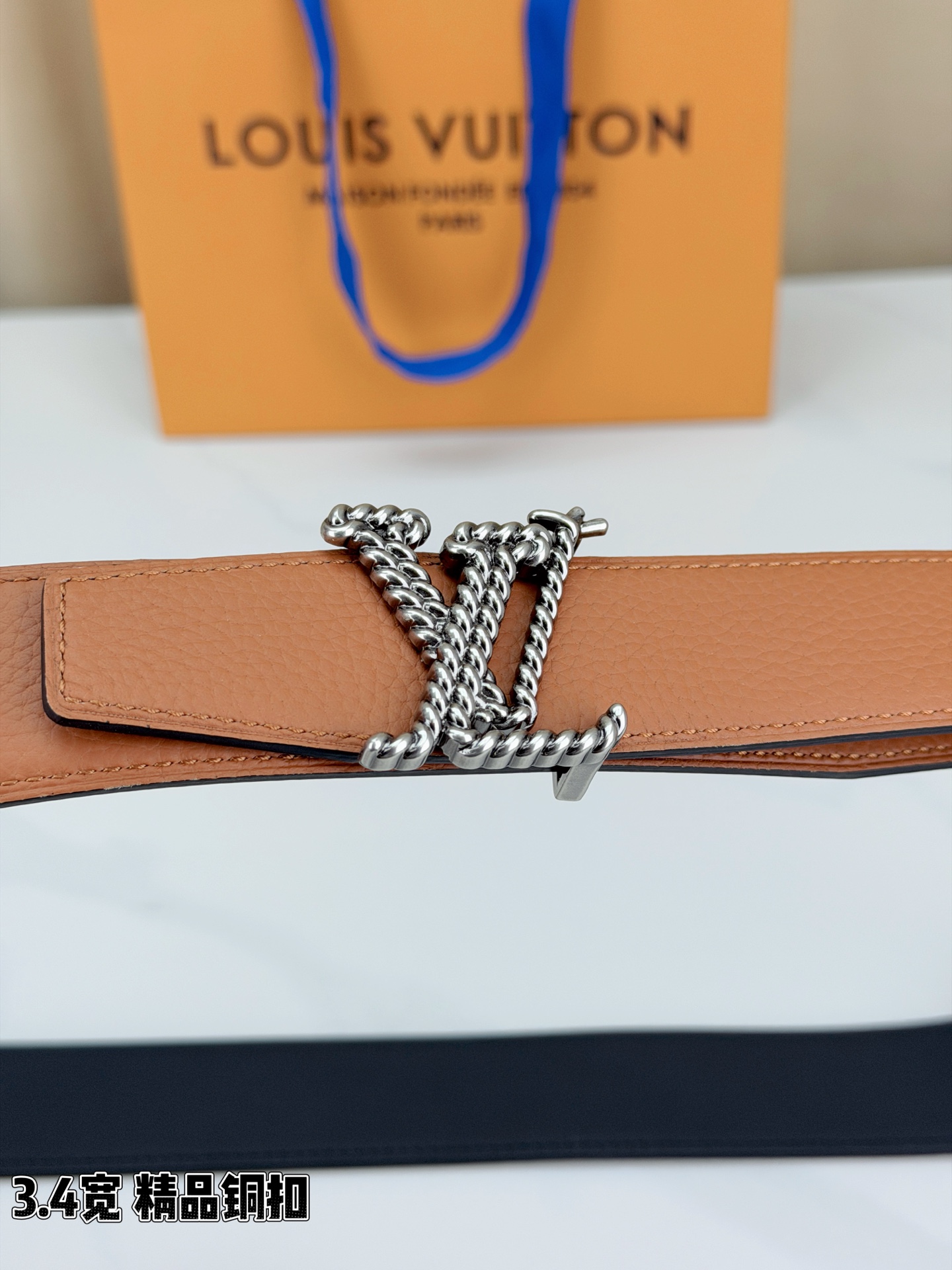 Louis Vuitton Leather Belt Top Grain Leather M-l