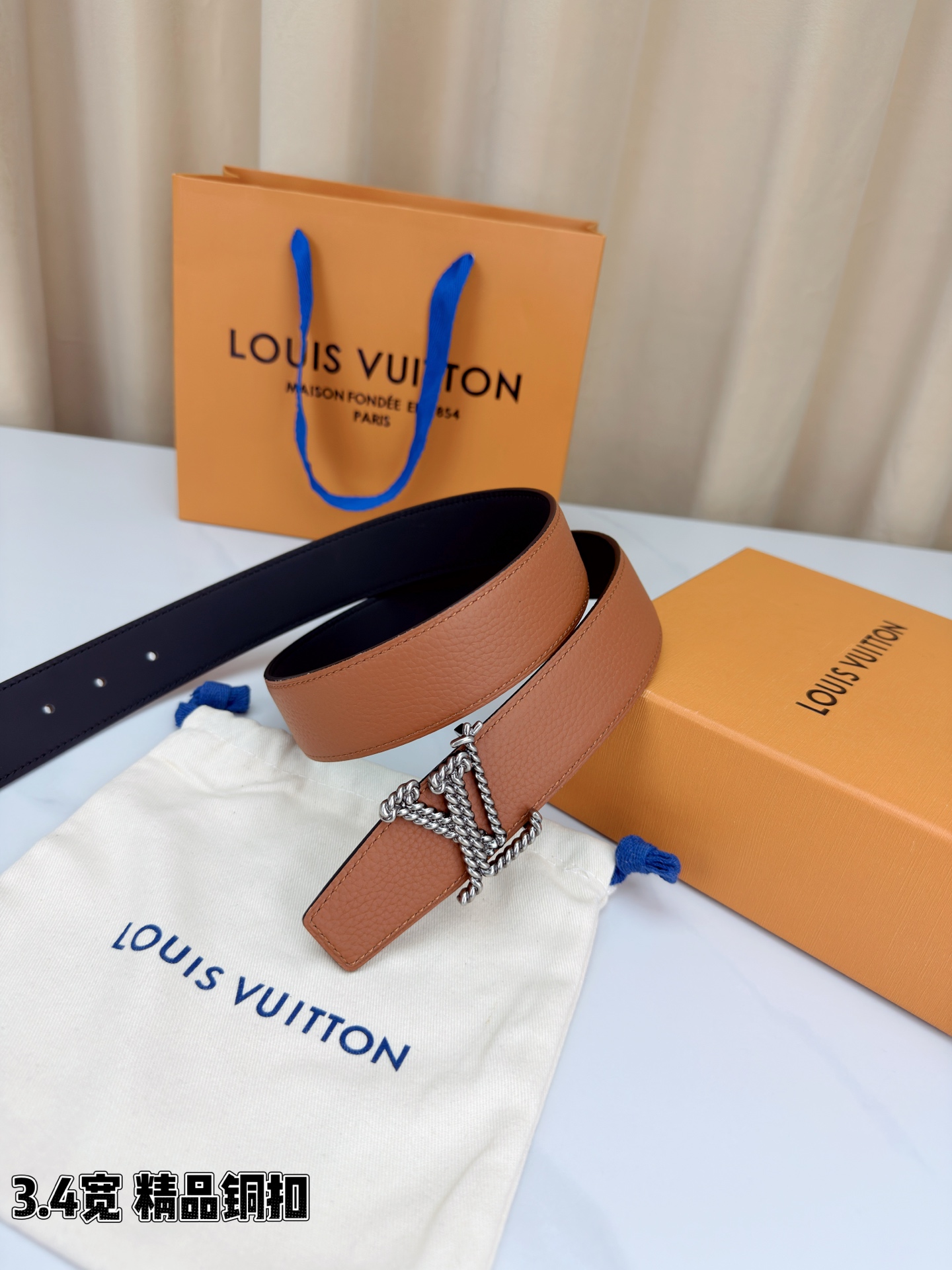 Louis Vuitton Leather Belt Top Grain Leather M-l