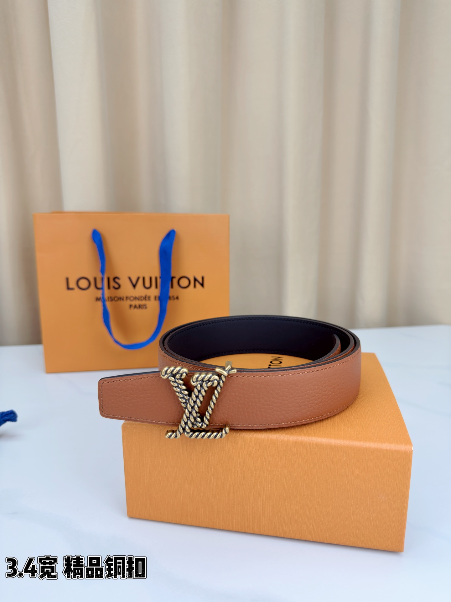 Louis Vuitton Leather Belt Top Grain Leather M-l