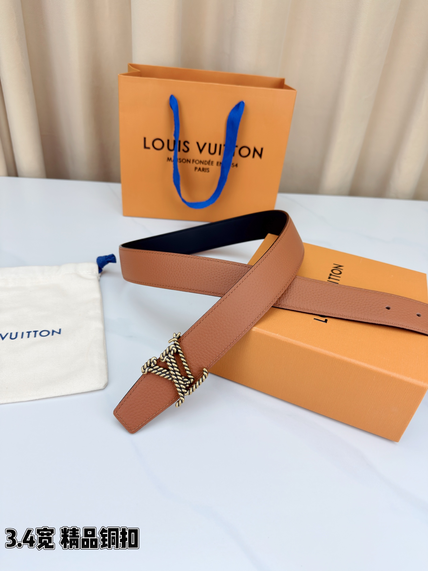 Louis Vuitton Leather Belt Top Grain Leather M-l