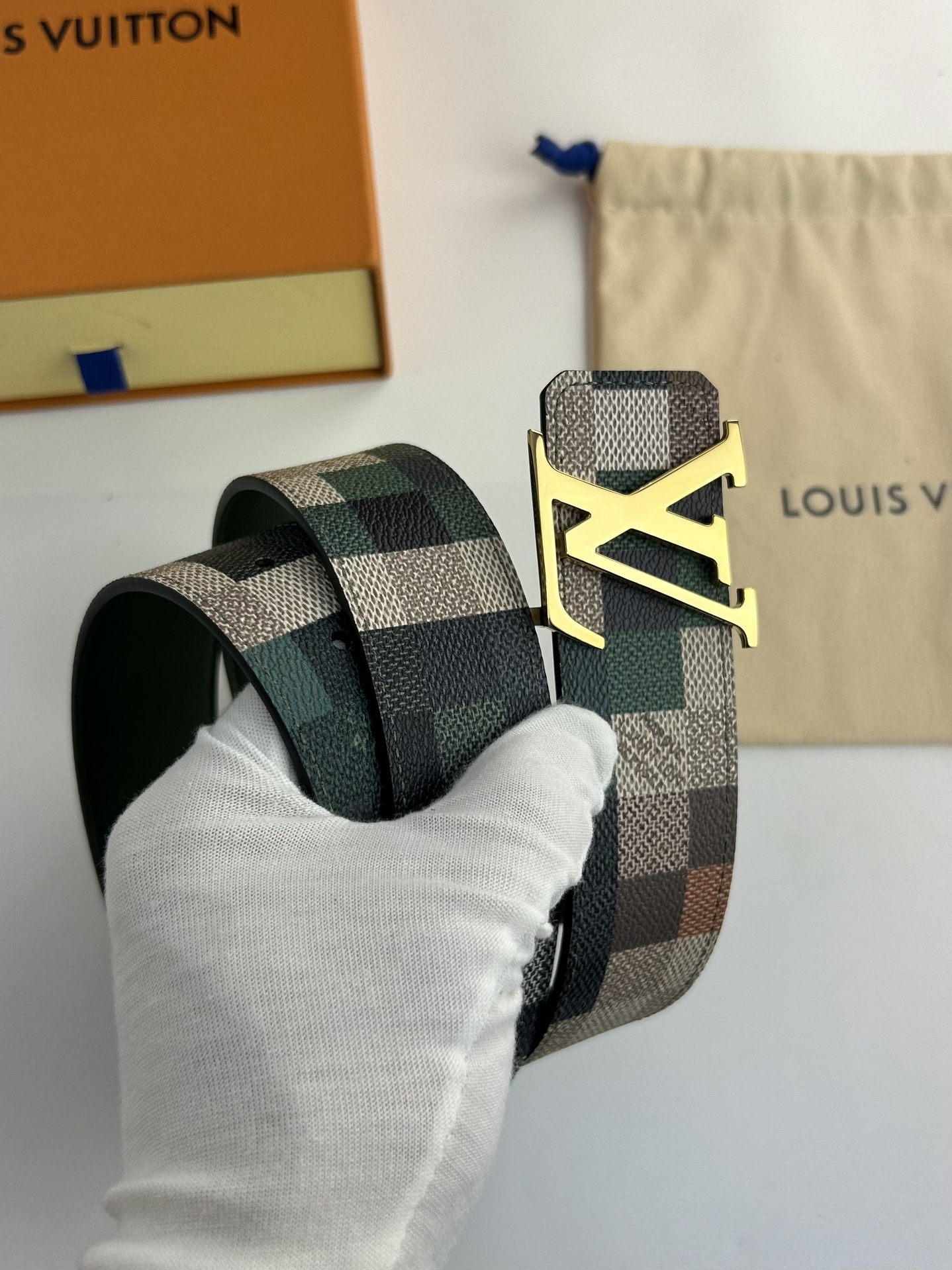 Louis Vuitton Basic Belt L