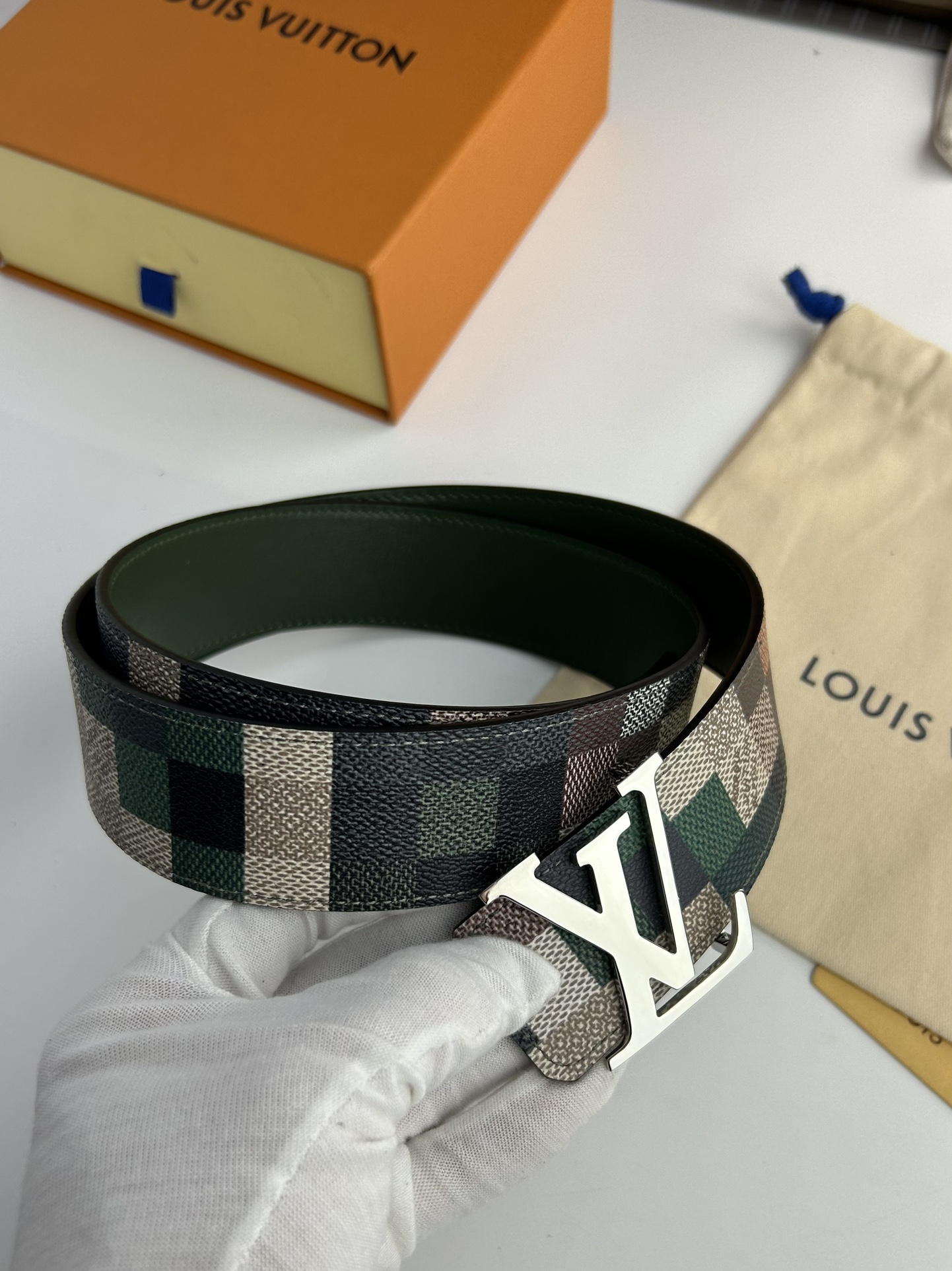 Louis Vuitton Basic Belt L