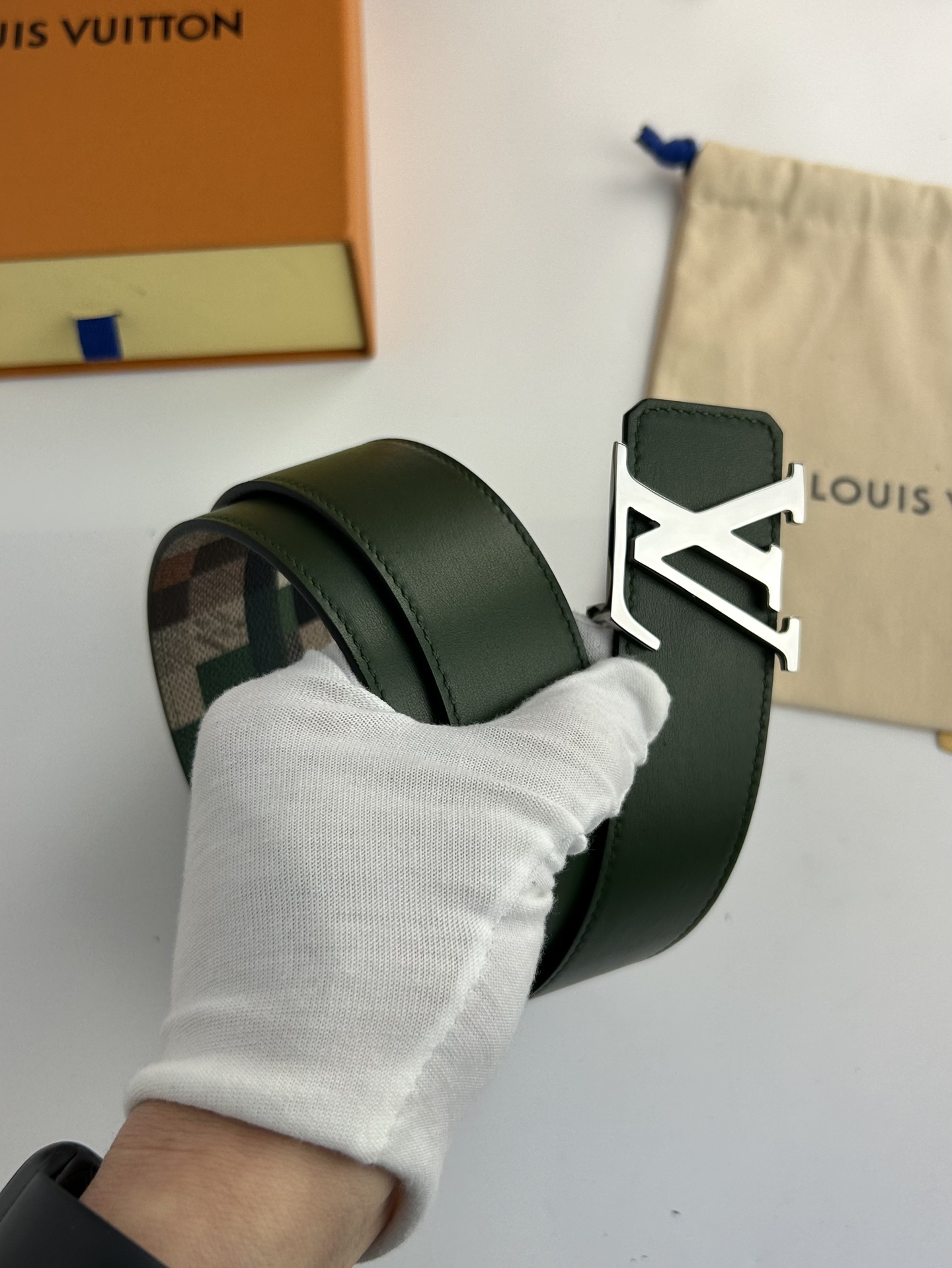 Louis Vuitton Basic Belt L