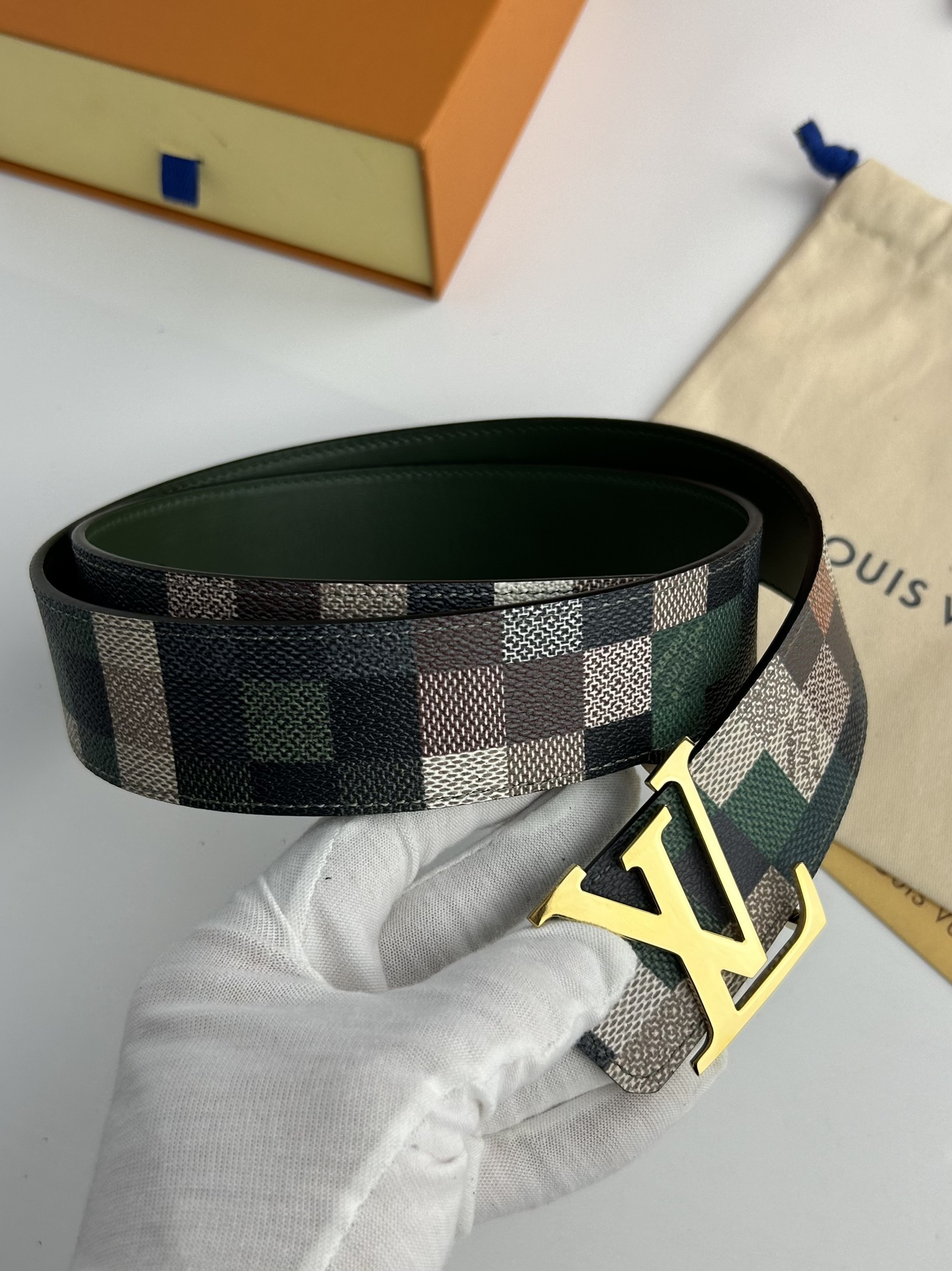 Louis Vuitton Basic Belt L
