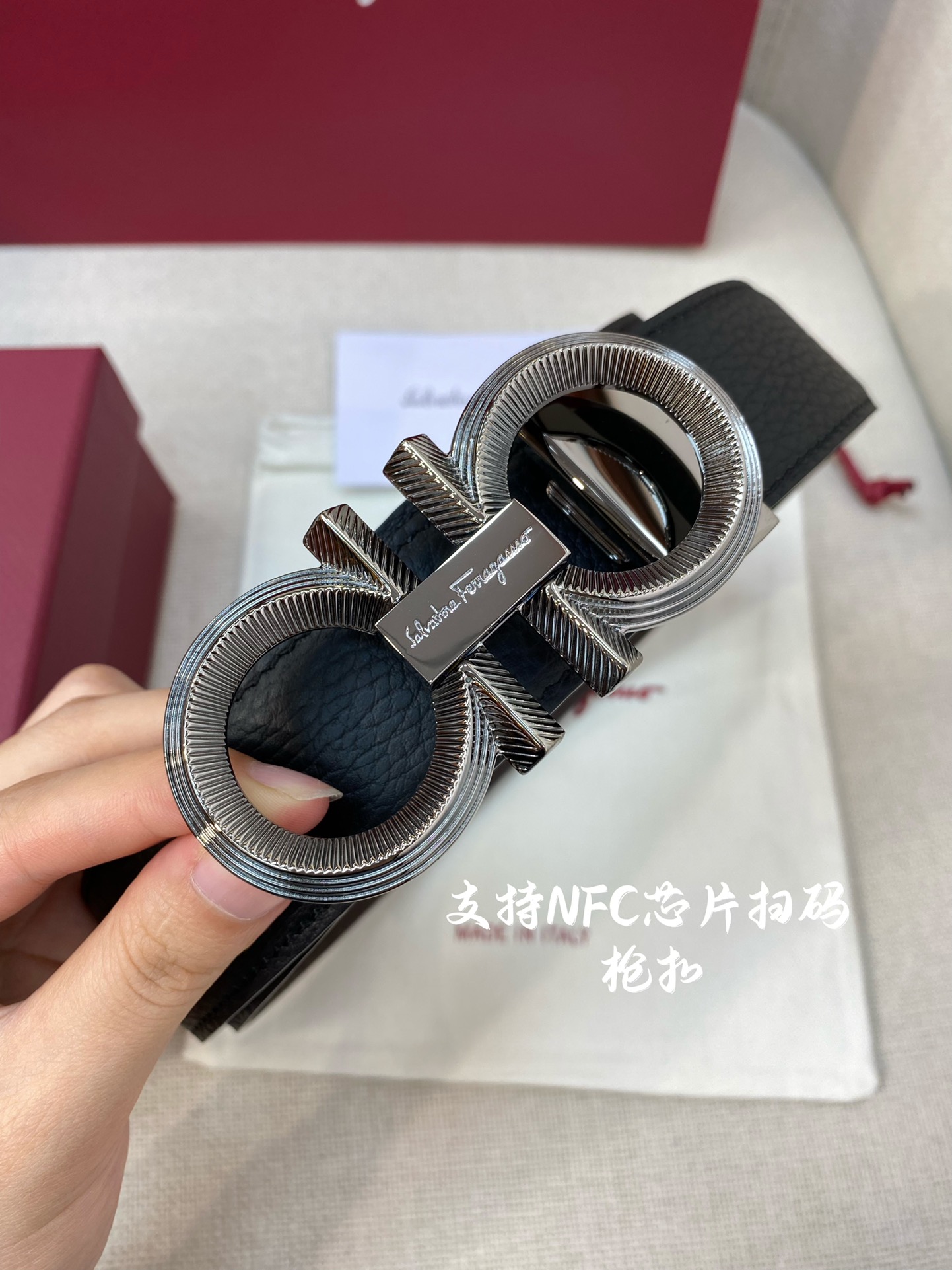 Salvatore Ferragamo Male Leather Belt Cow Leather M