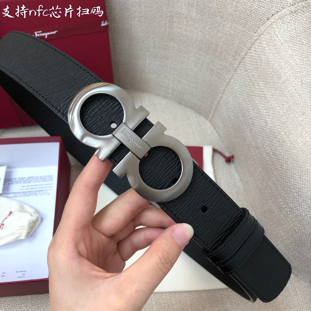 Salvatore Ferragamo Male Leather Belt Cow Leather M