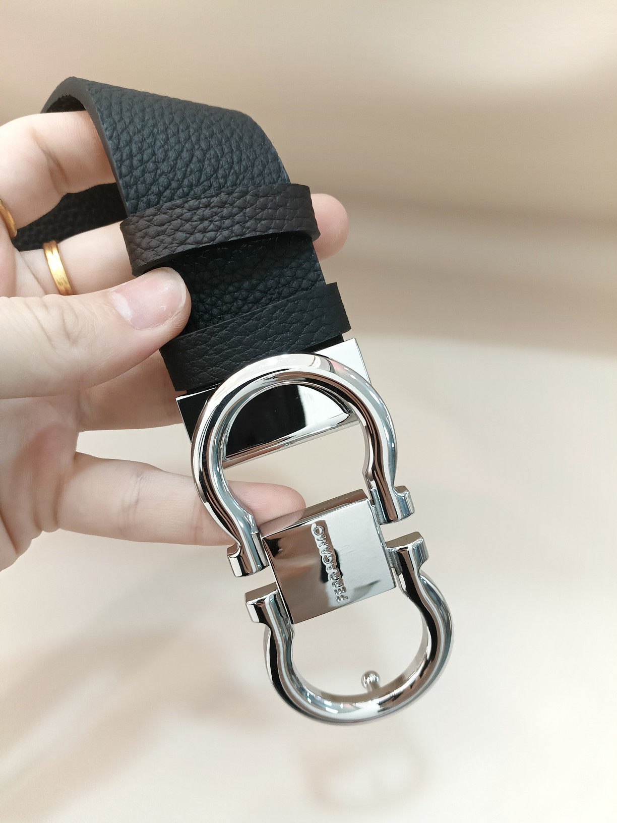 Salvatore Ferragamo Leather Belt M