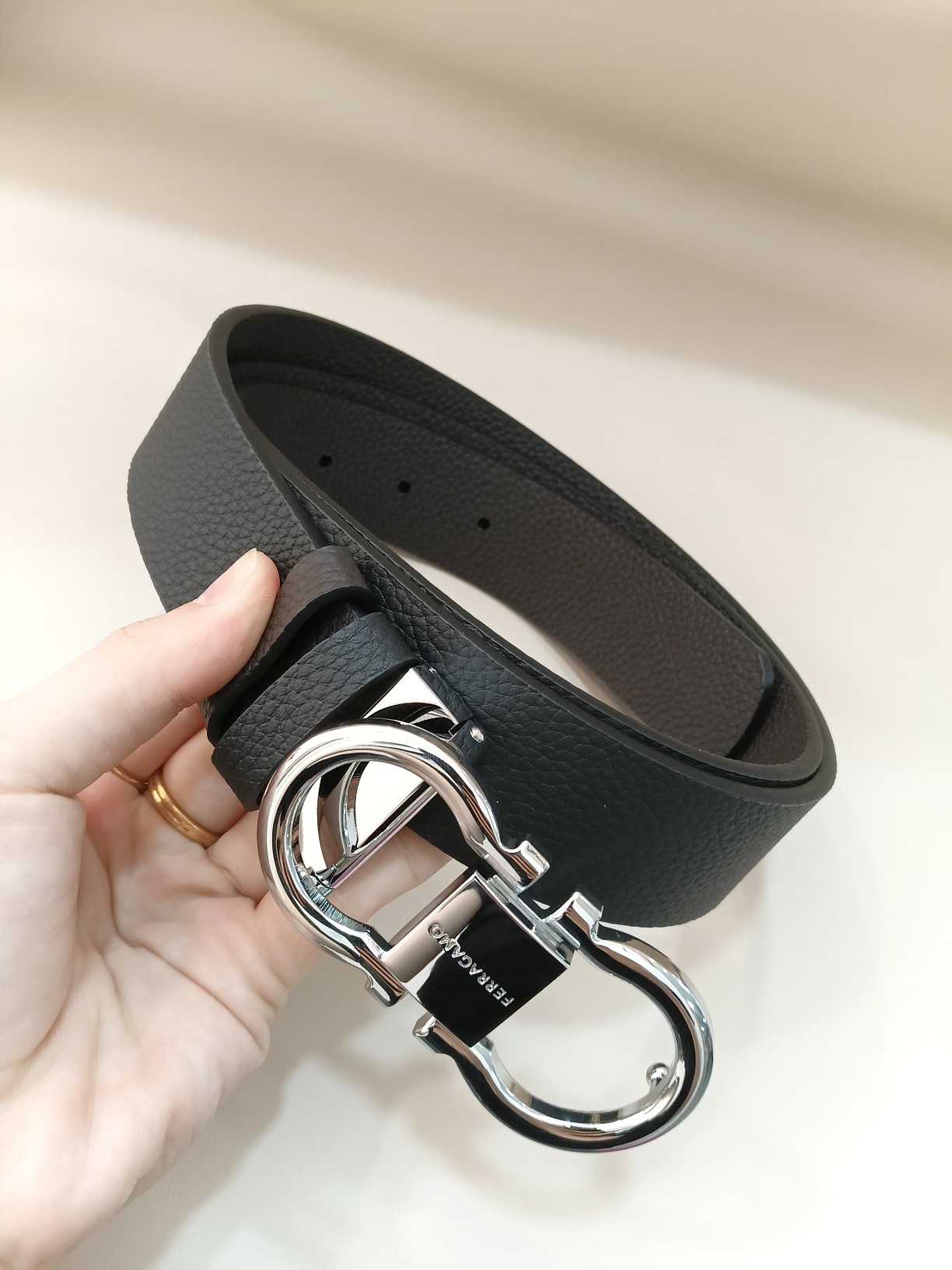 Salvatore Ferragamo Leather Belt M