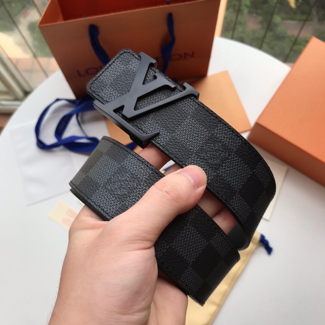 Louis Vuitton Male Basic Belt L
