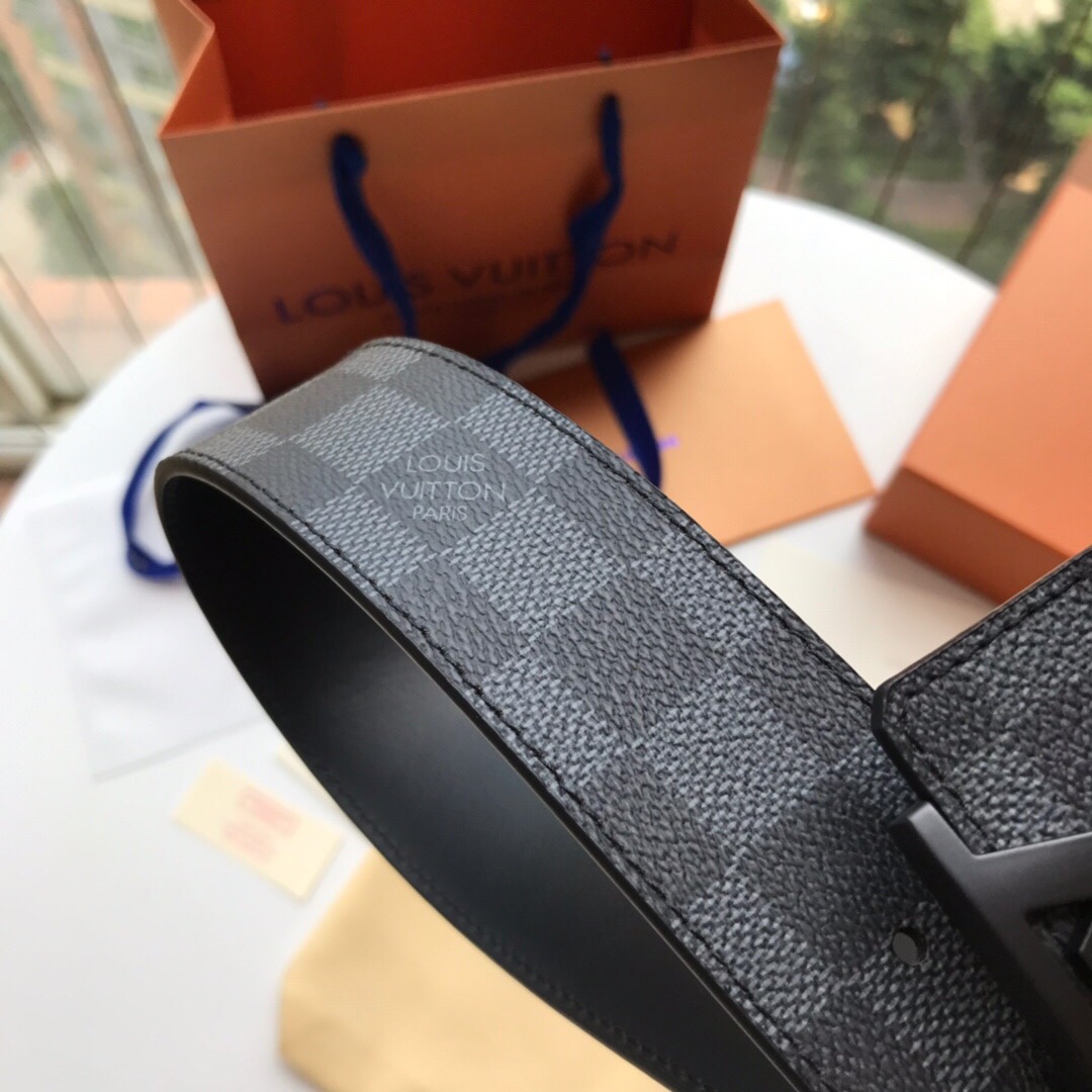 Louis Vuitton Male Basic Belt L