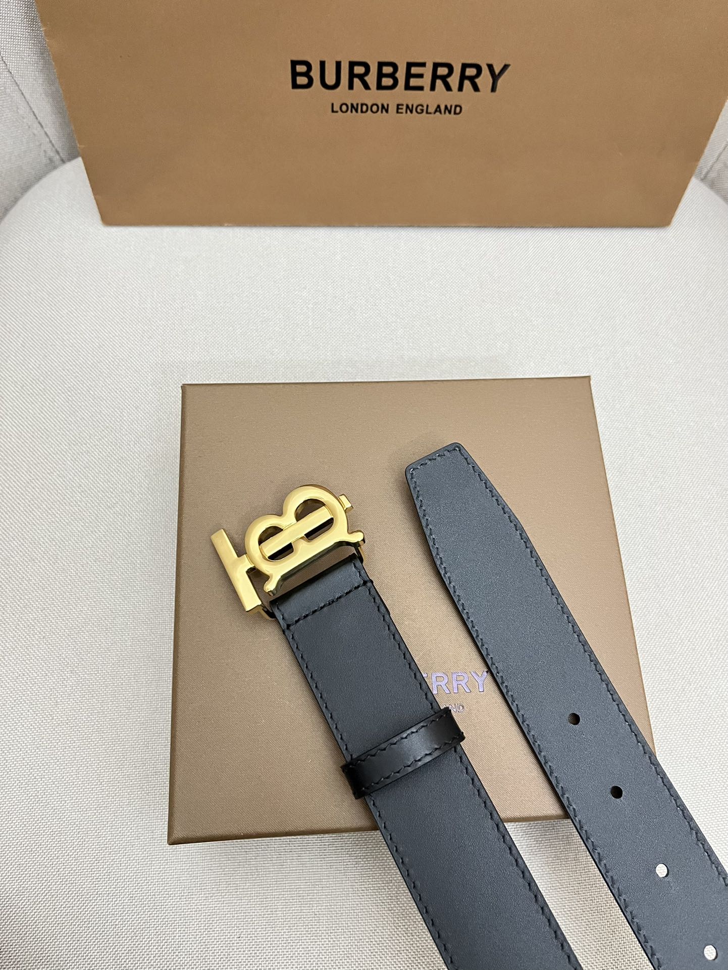 Burberry Male Leather Belt Top Grain Leather M
