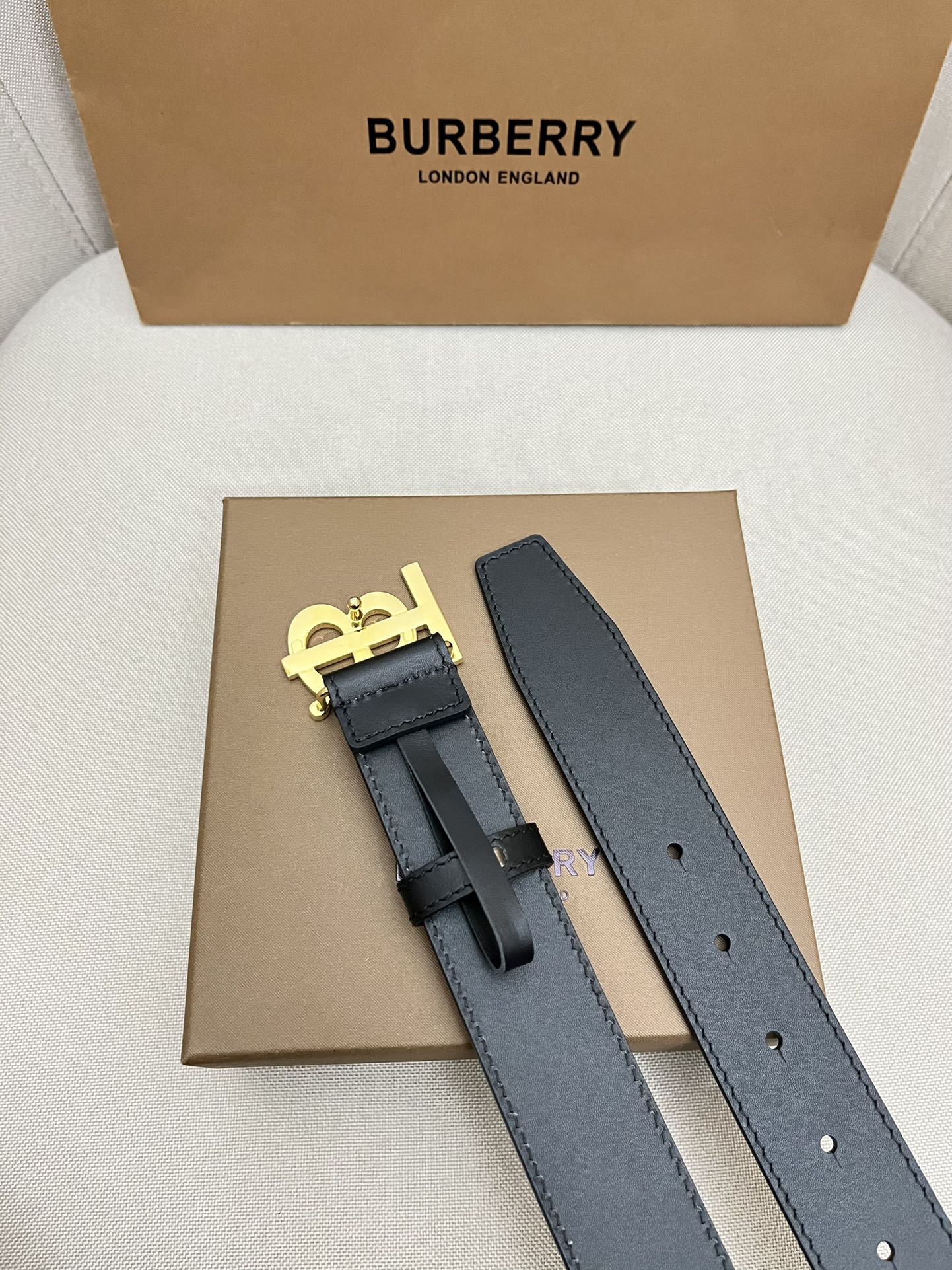 Burberry Male Leather Belt Top Grain Leather M