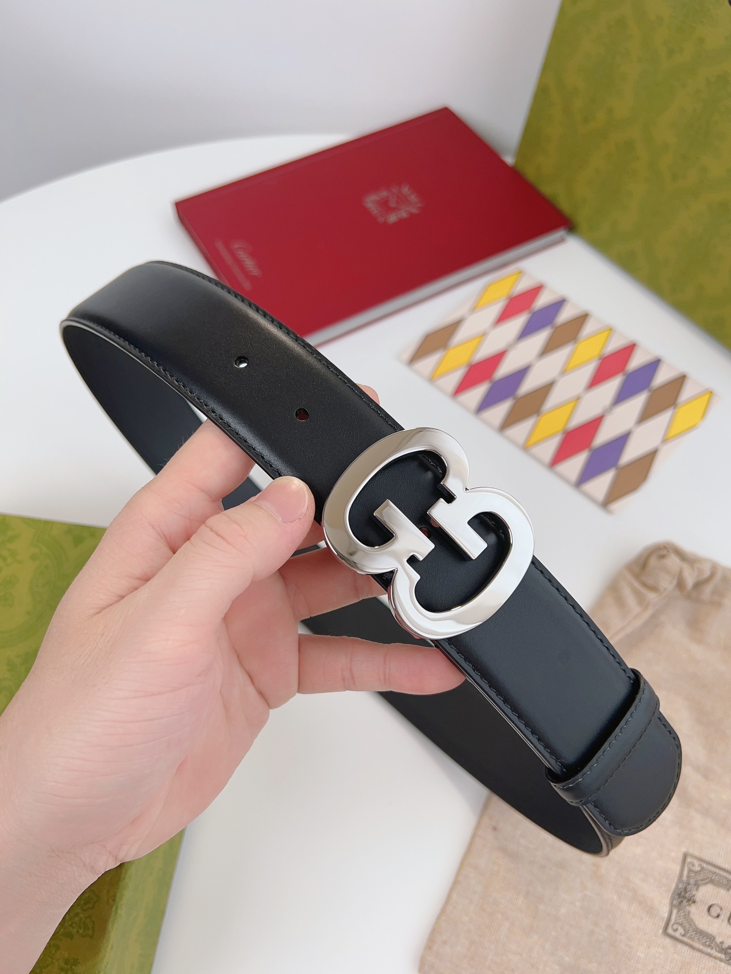 Gucci Basic Belt Gold M