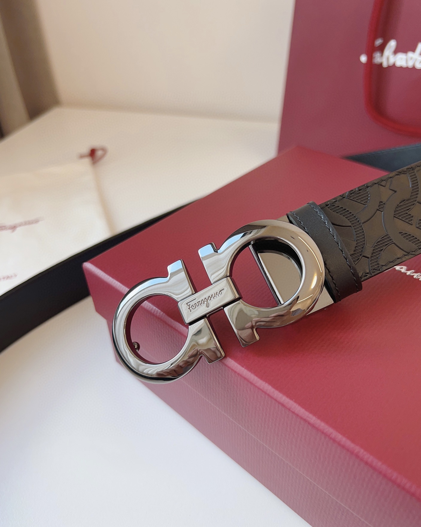 Salvatore Ferragamo Leather Belt Cow Leather Adjustable M