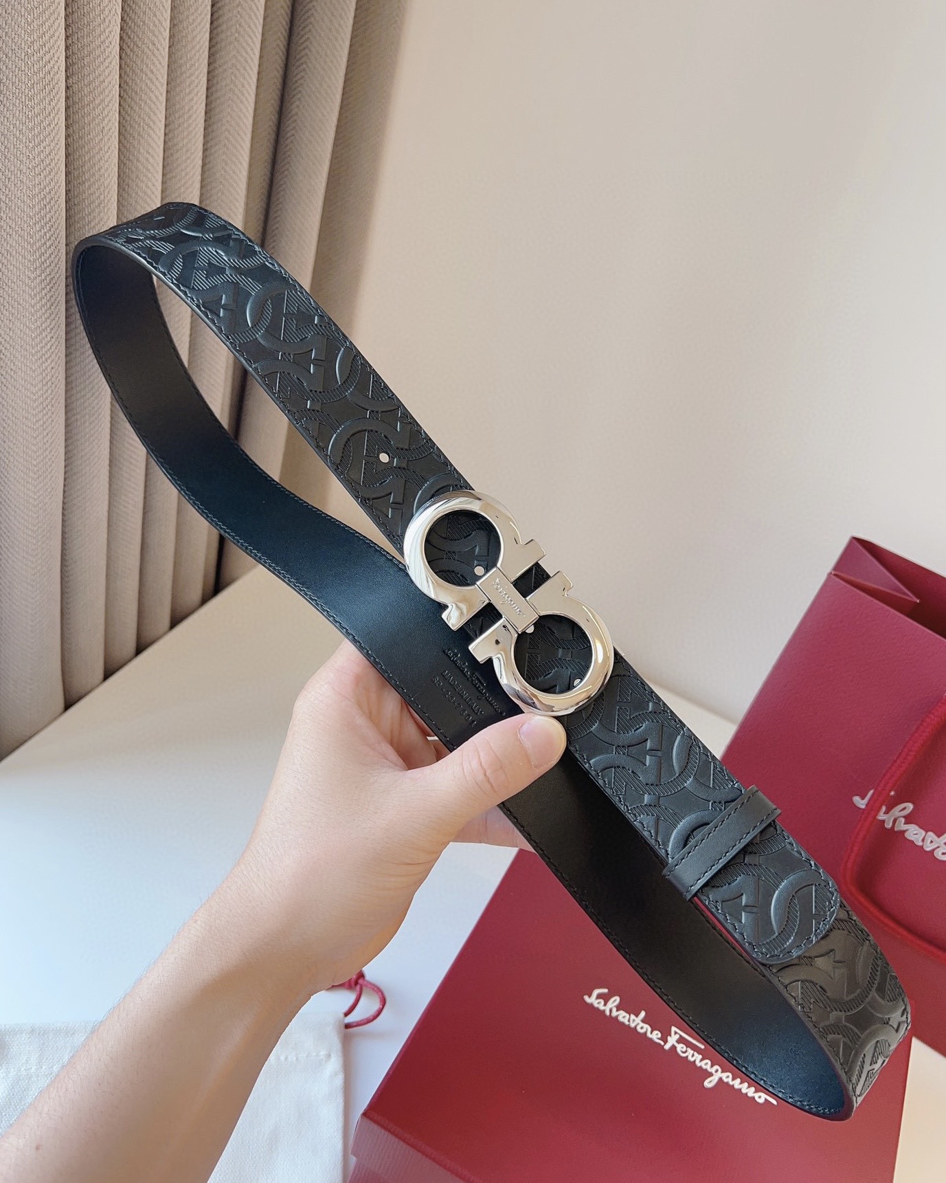 Salvatore Ferragamo Leather Belt Cow Leather Adjustable M