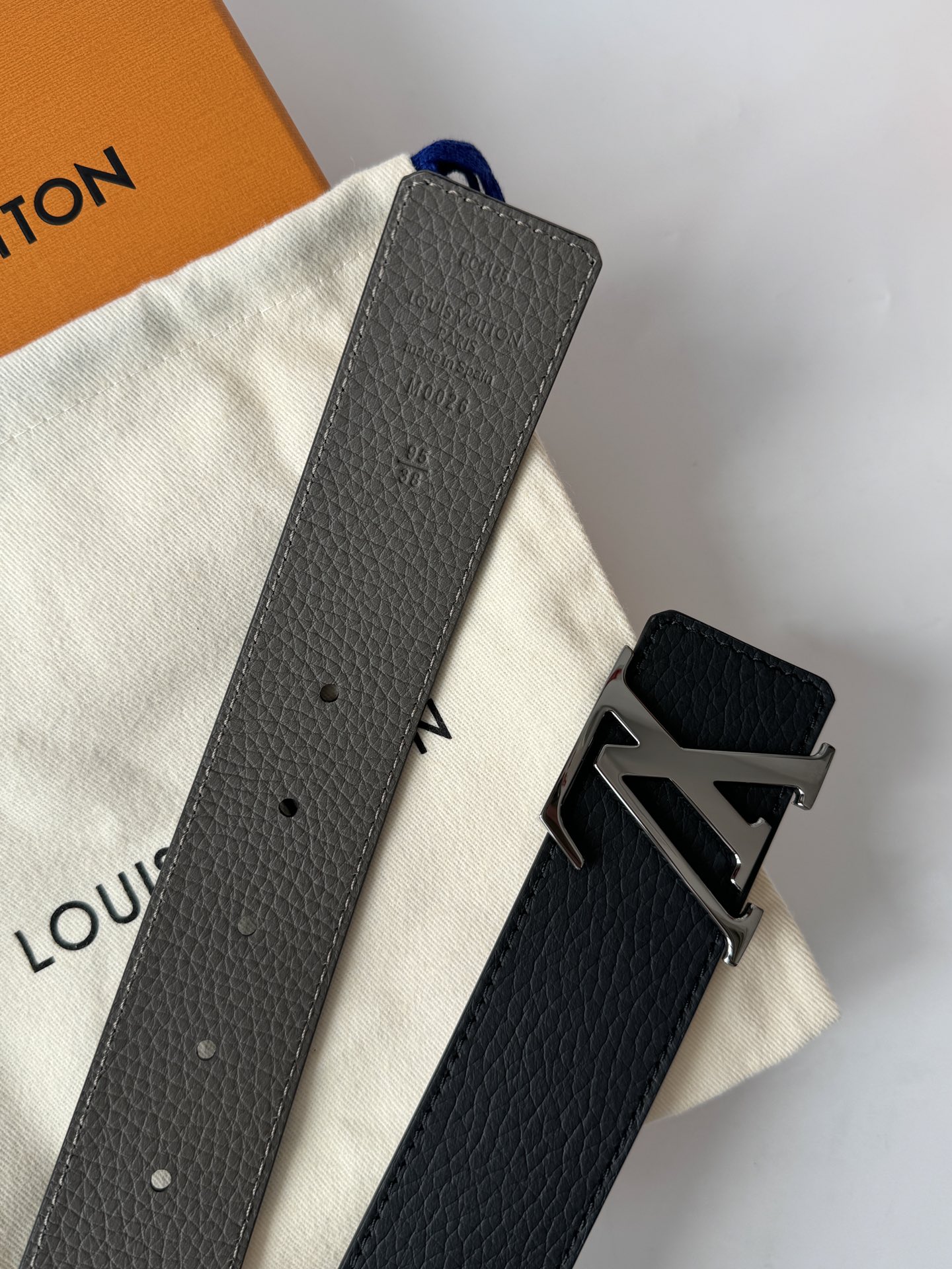 Louis Vuitton Male Basic Belt M