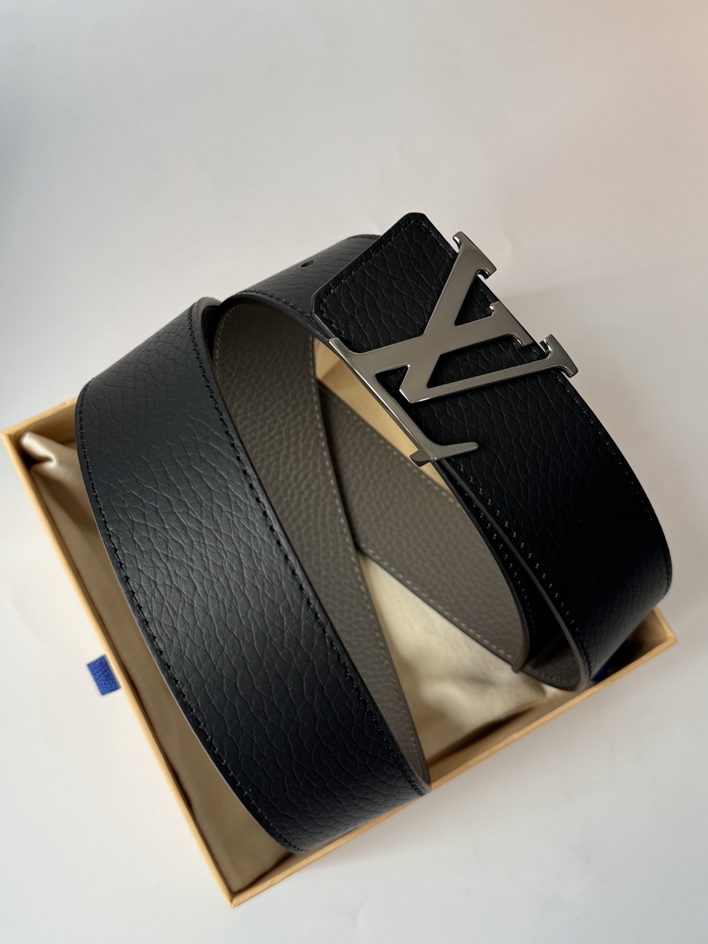 Louis Vuitton Male Basic Belt M