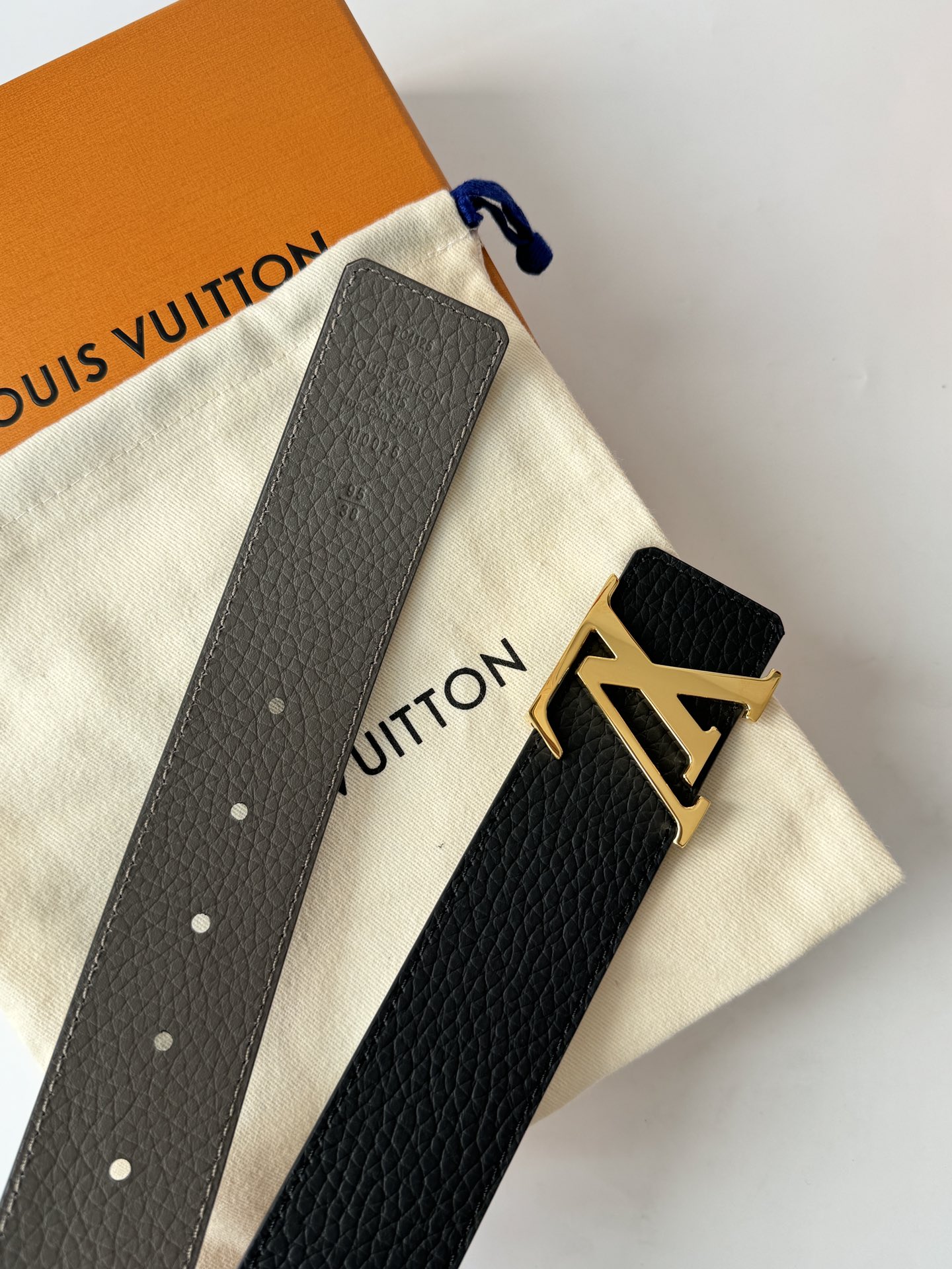 Louis Vuitton Male Basic Belt M