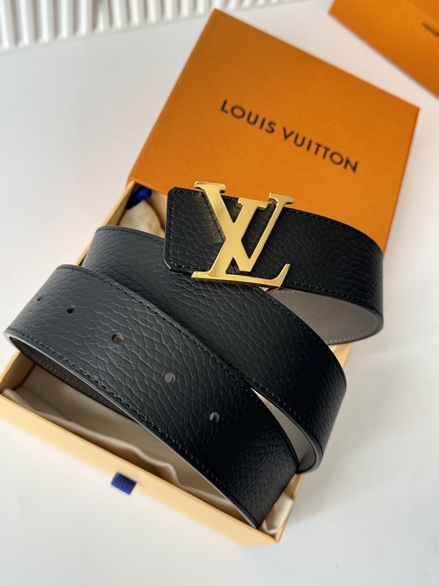 Louis Vuitton Male Basic Belt M