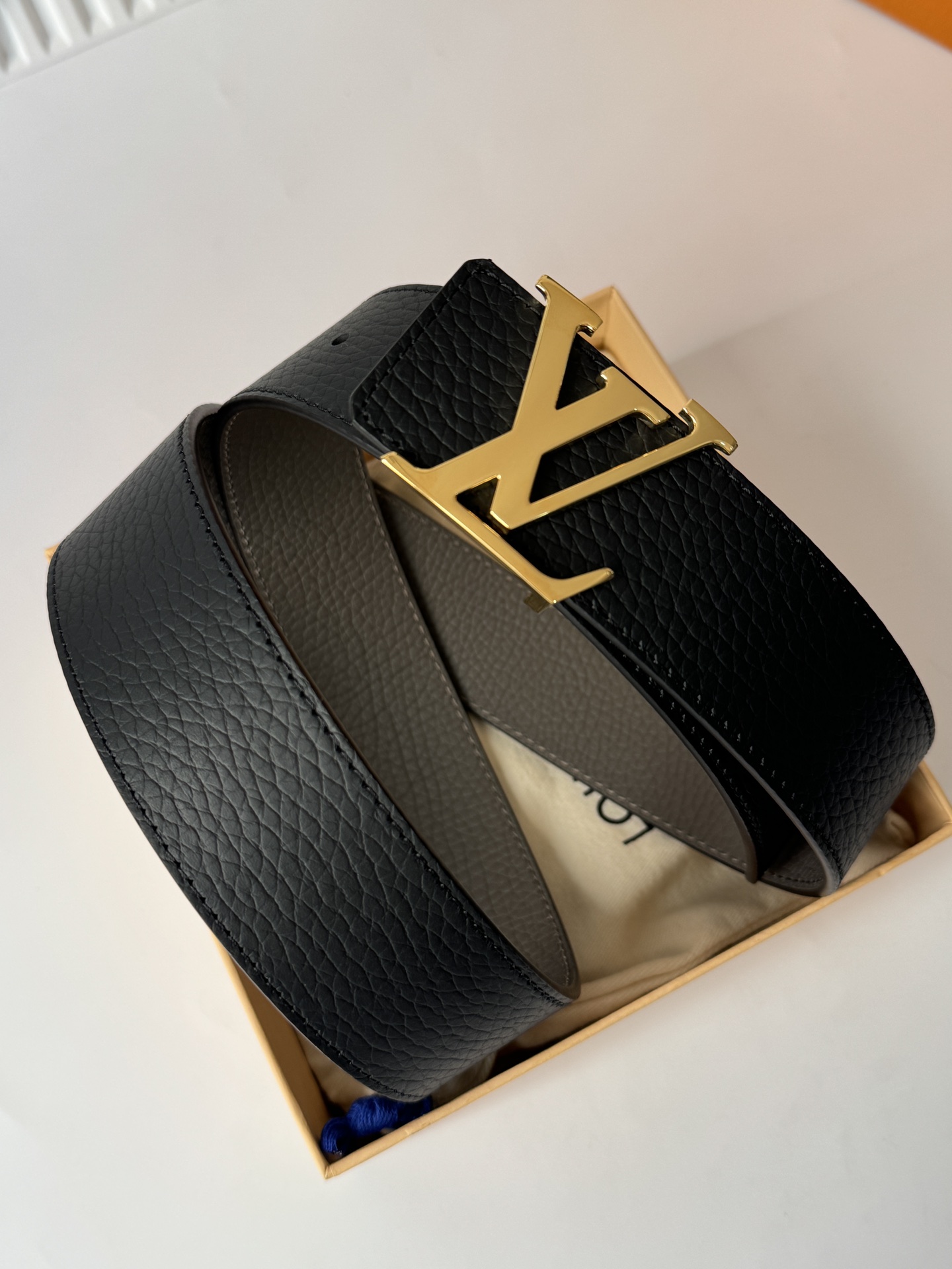 Louis Vuitton Male Basic Belt M