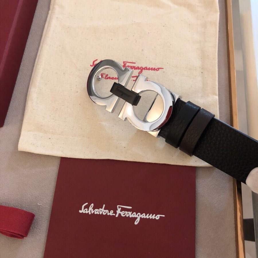 Salvatore Ferragamo Basic Belt M-l