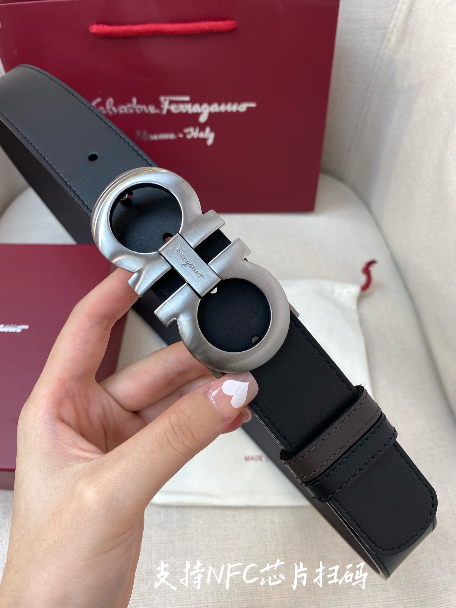 Salvatore Ferragamo Male Leather Belt M