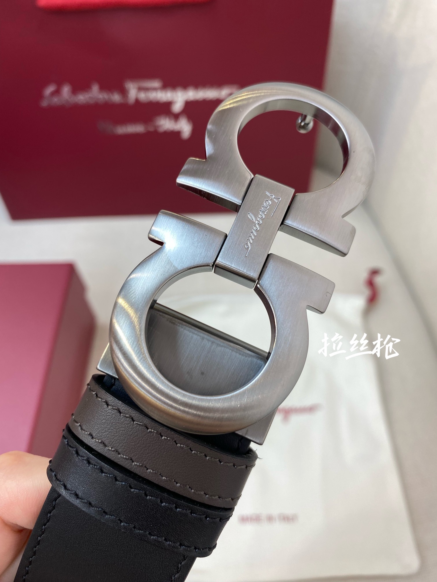 Salvatore Ferragamo Male Leather Belt M