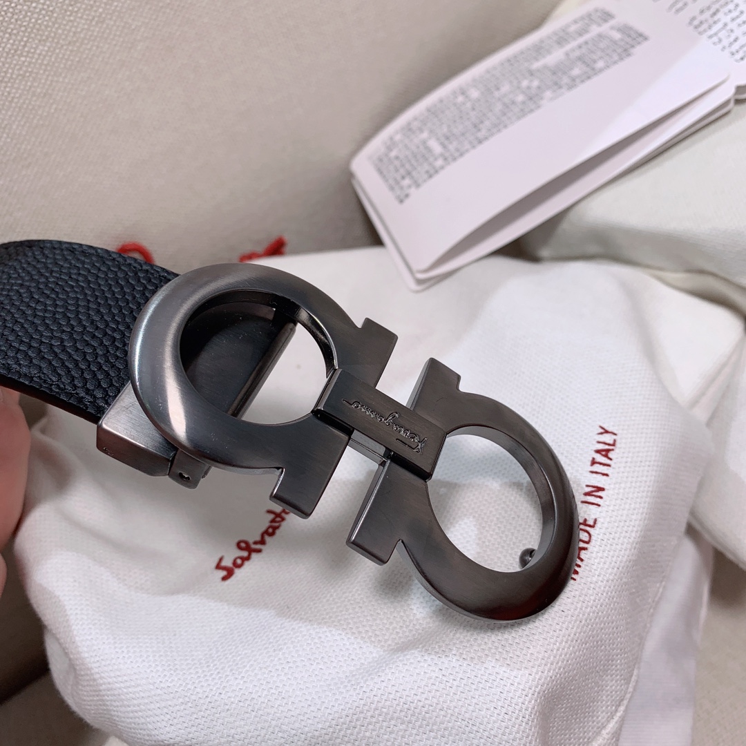 Salvatore Ferragamo Male Leather Belt M