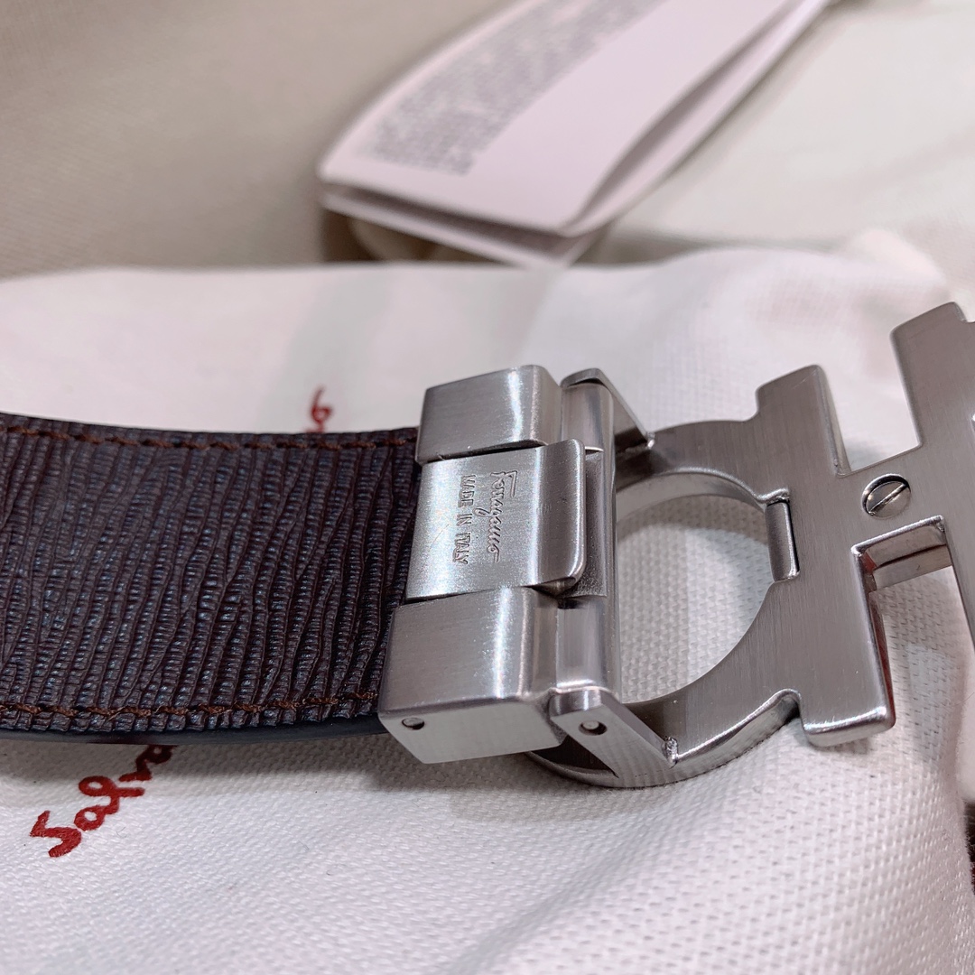 Salvatore Ferragamo Male Leather Belt M