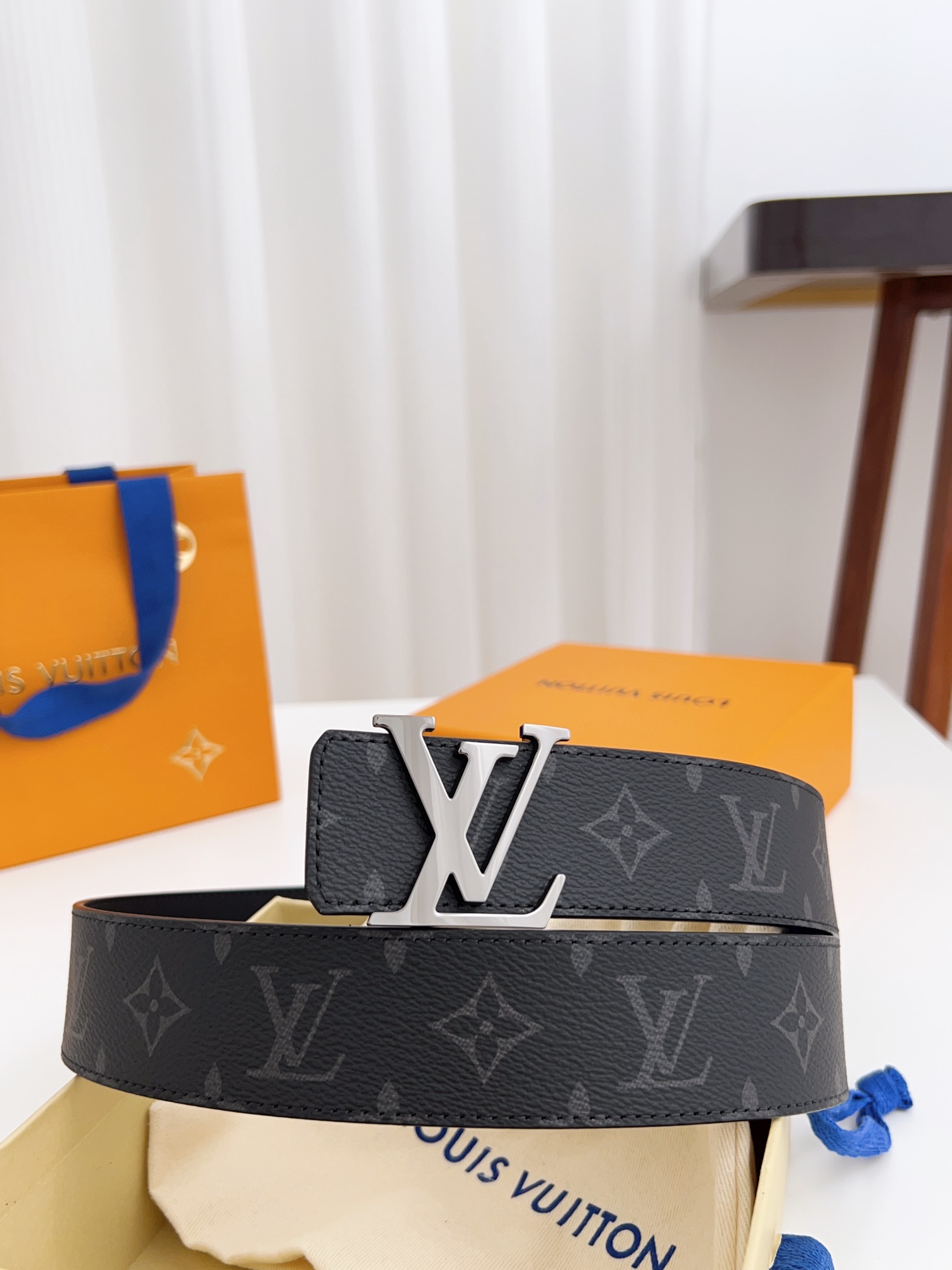 Louis Vuitton Basic Belt Cow Leather Waterproof 125cm-m-l