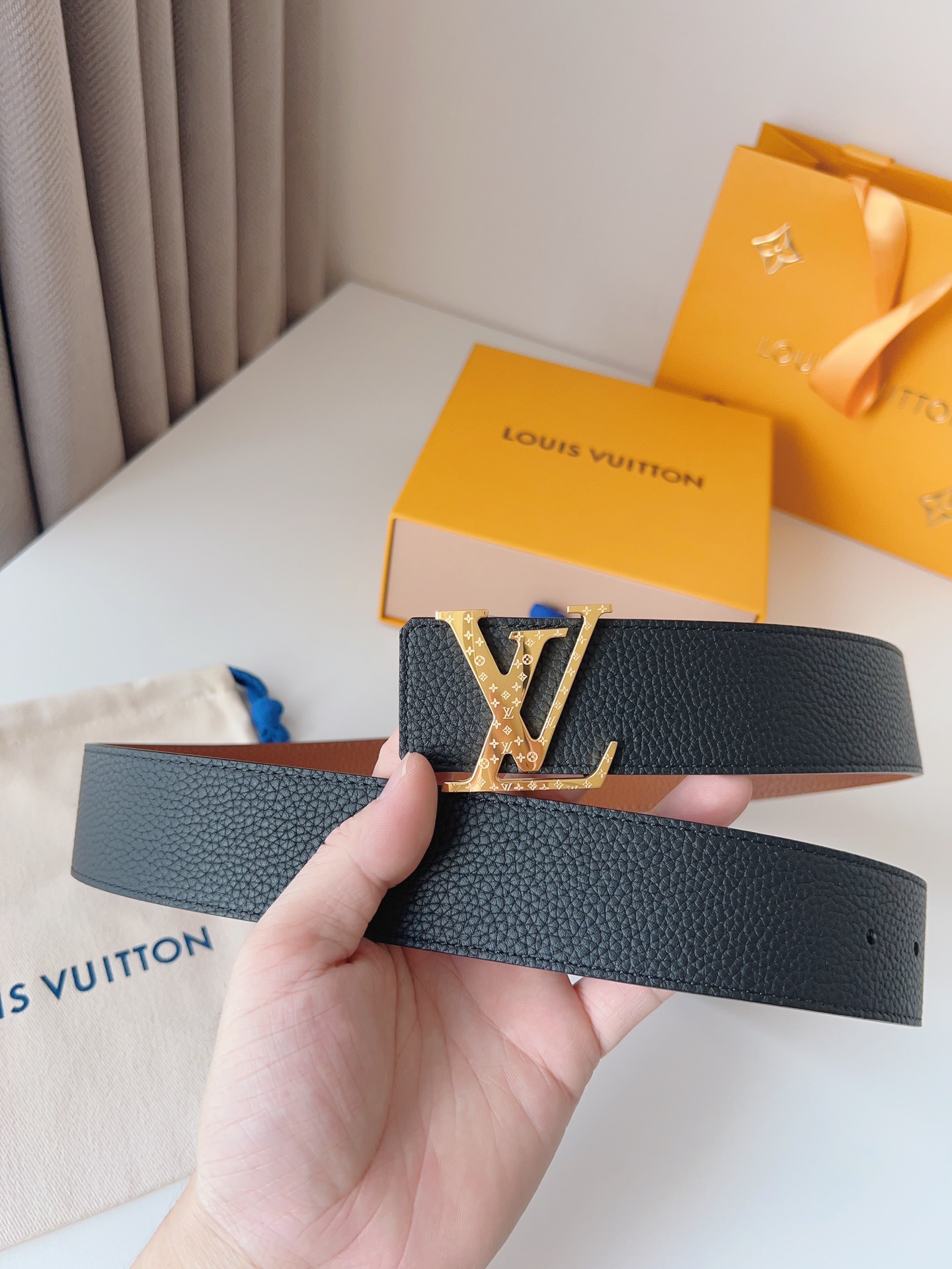 Louis Vuitton Basic Belt 40mm-l