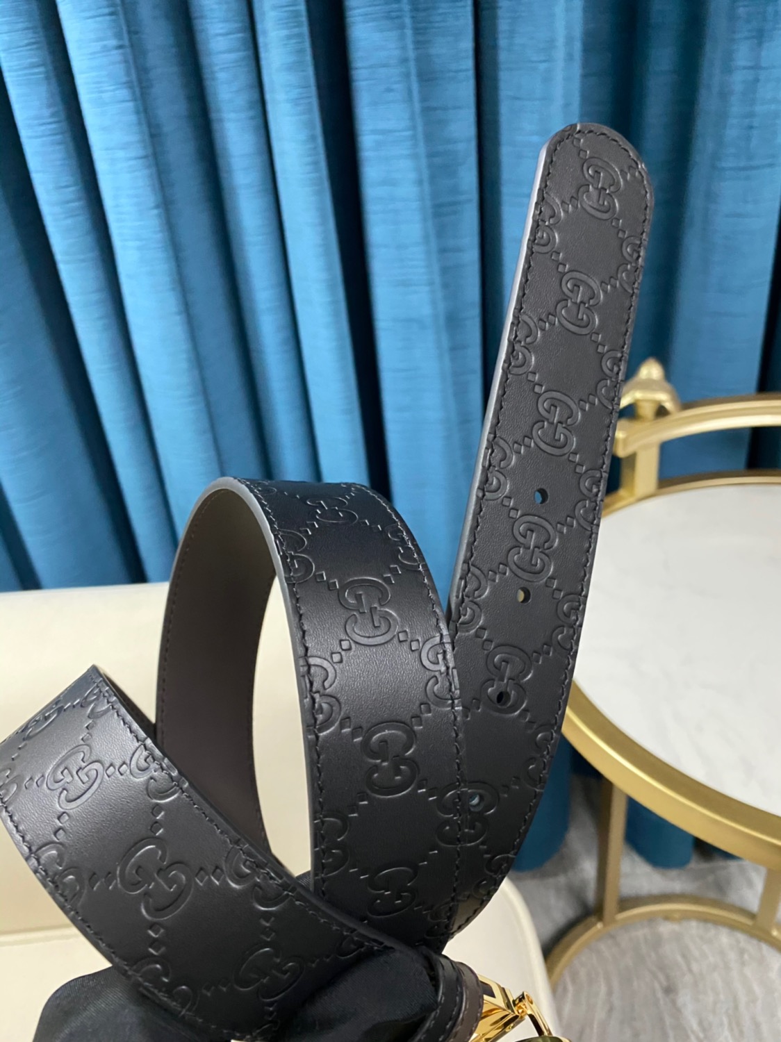 Gucci Male Leather Belt 37mm-s