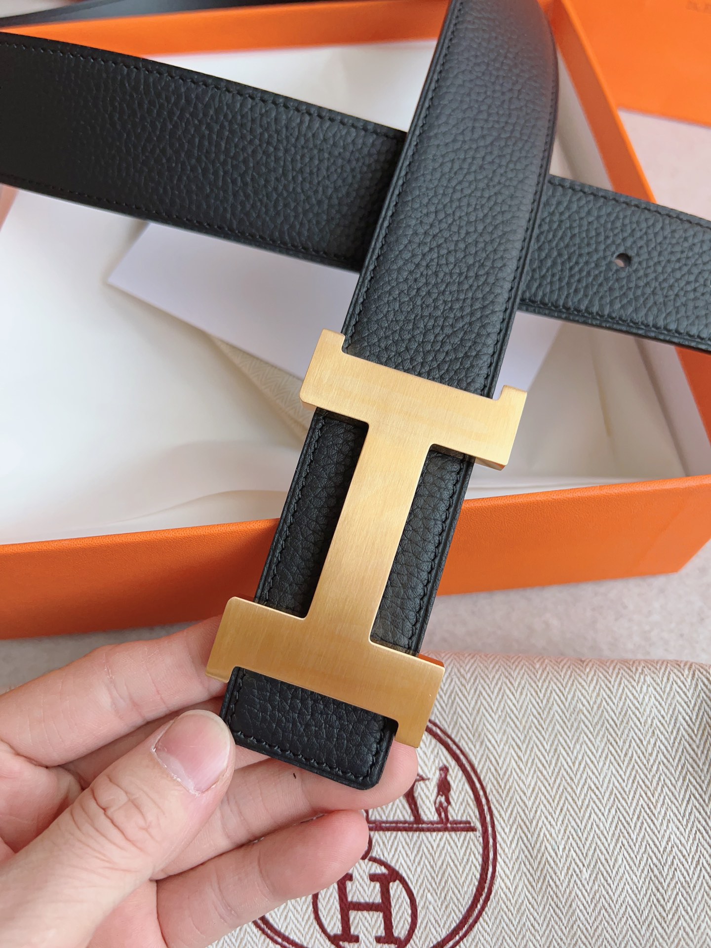 Hermès Leather Belt Cow Leather S-m