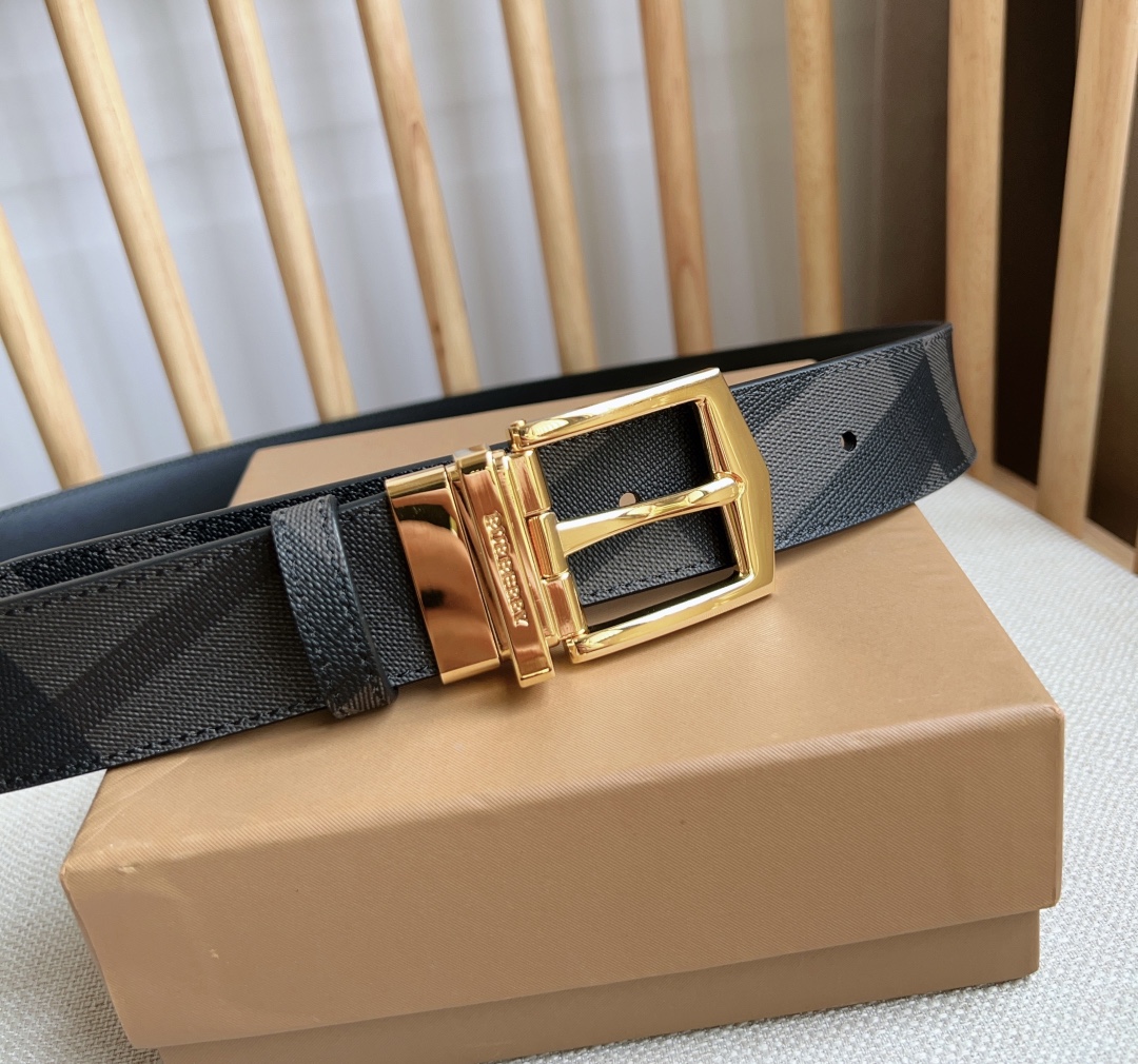Burberry Basic Belt Cow Leather M