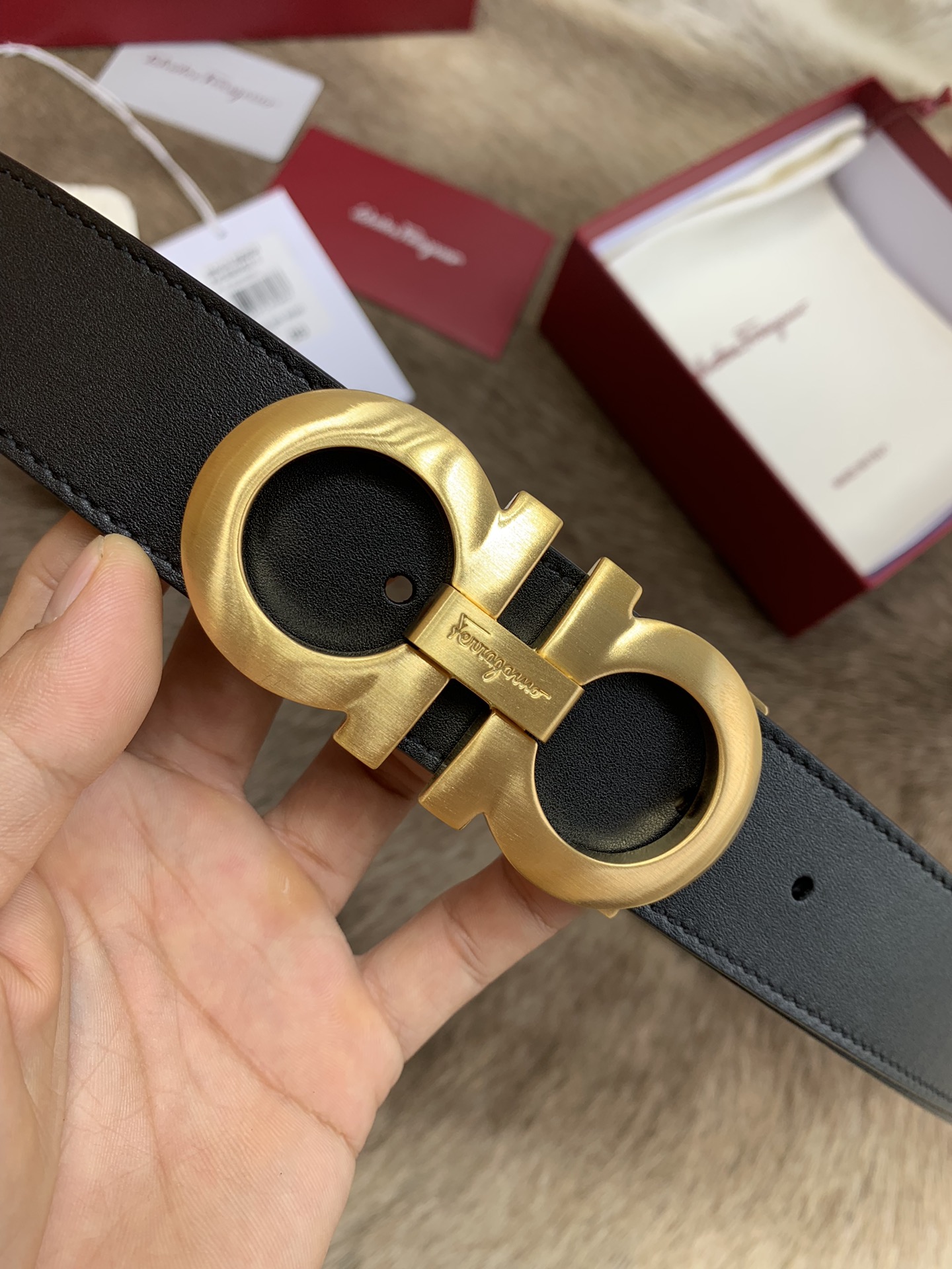 Salvatore Ferragamo Male Leather Belt M