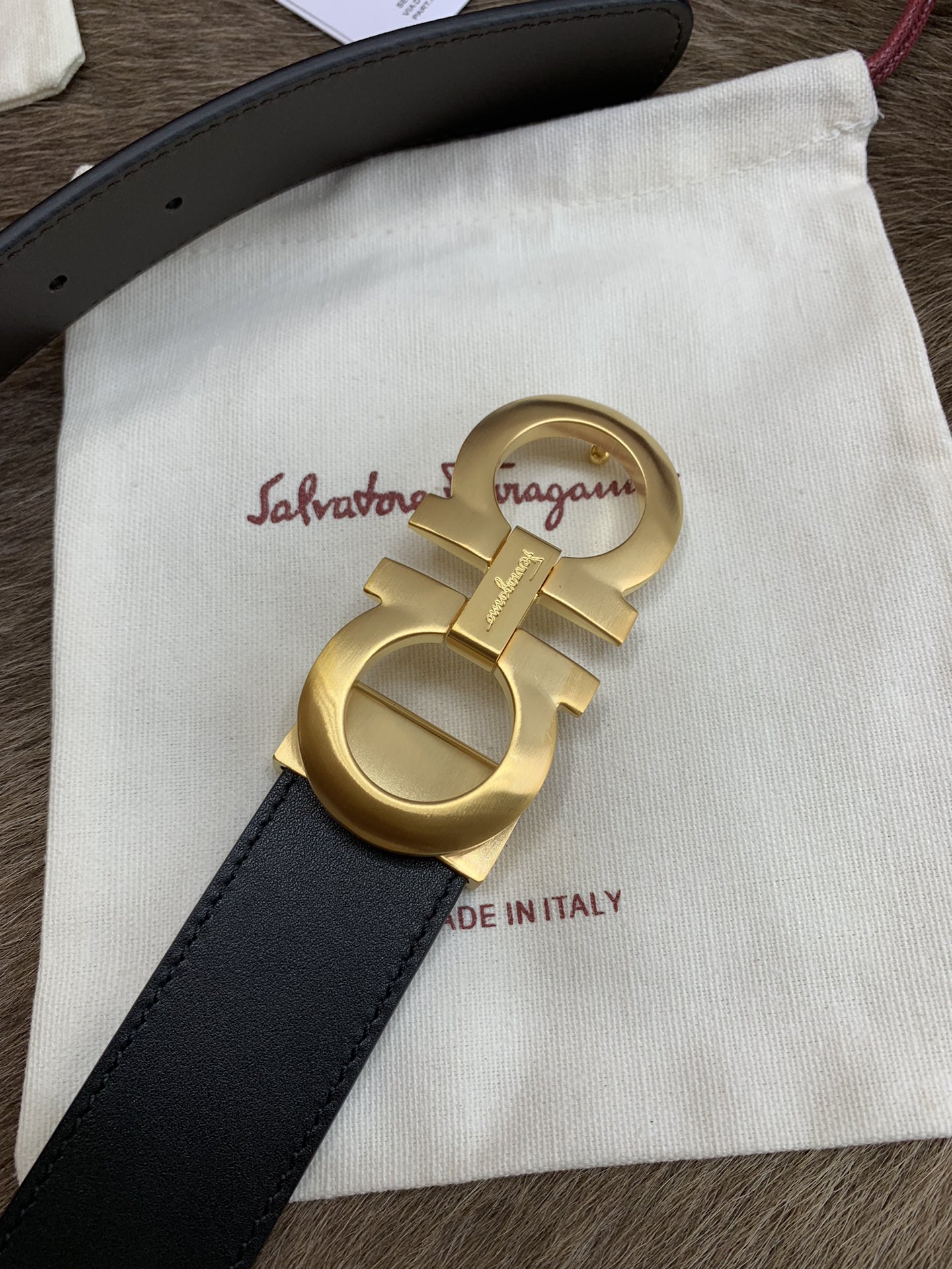 Salvatore Ferragamo Male Leather Belt M