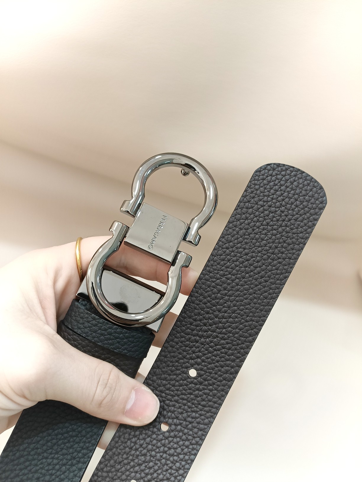 Salvatore Ferragamo Leather Belt M