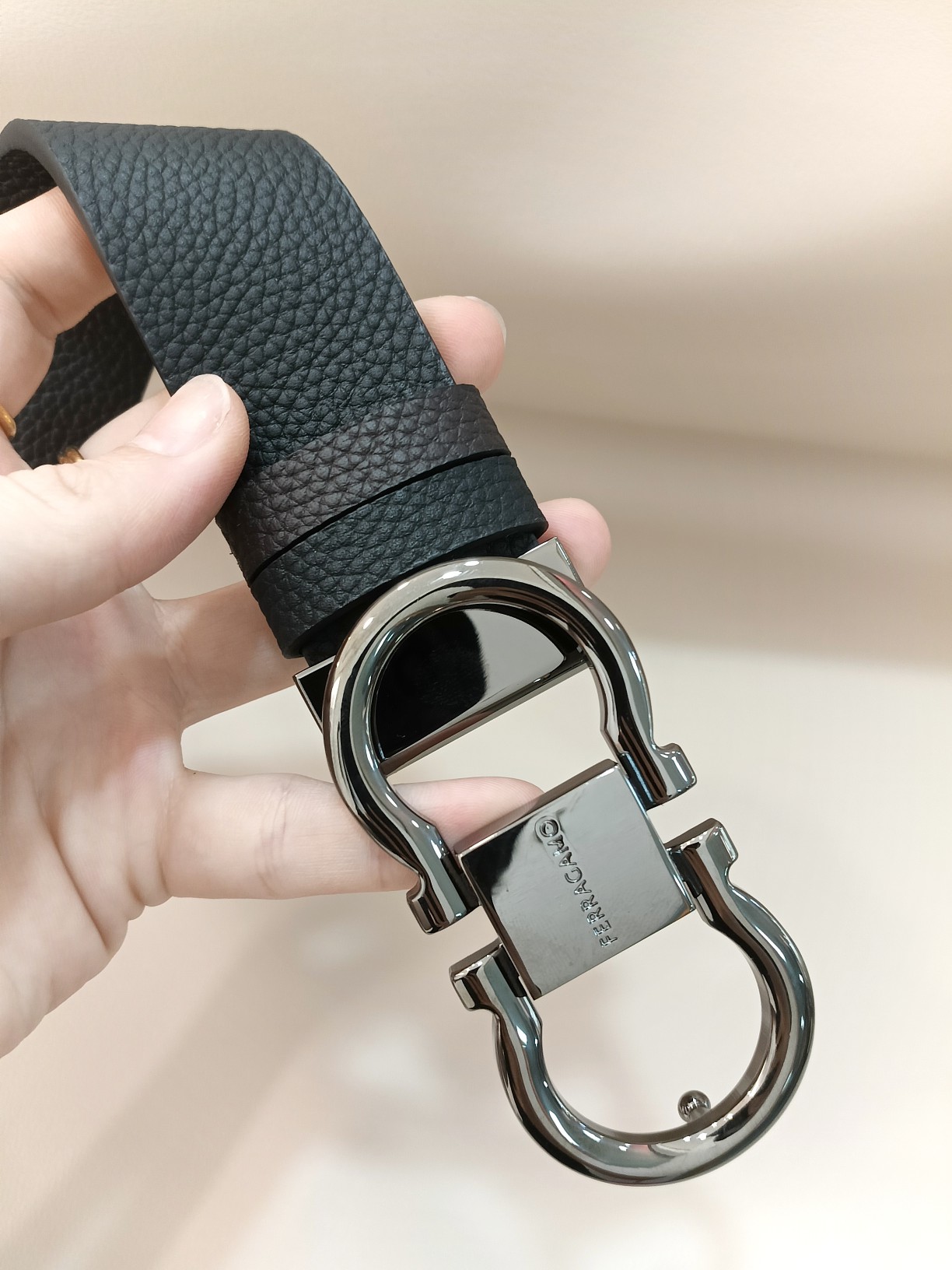 Salvatore Ferragamo Leather Belt M