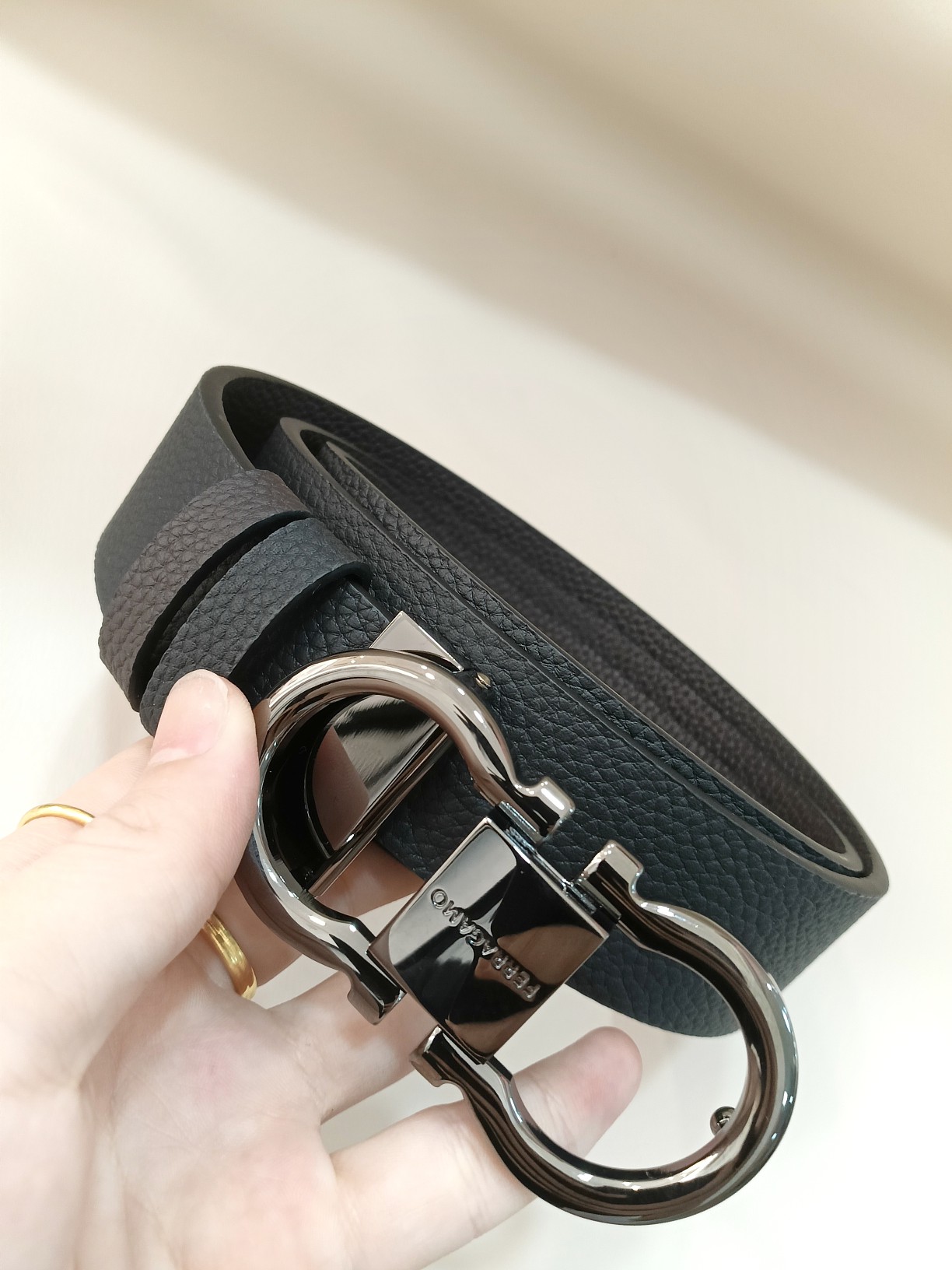 Salvatore Ferragamo Leather Belt M