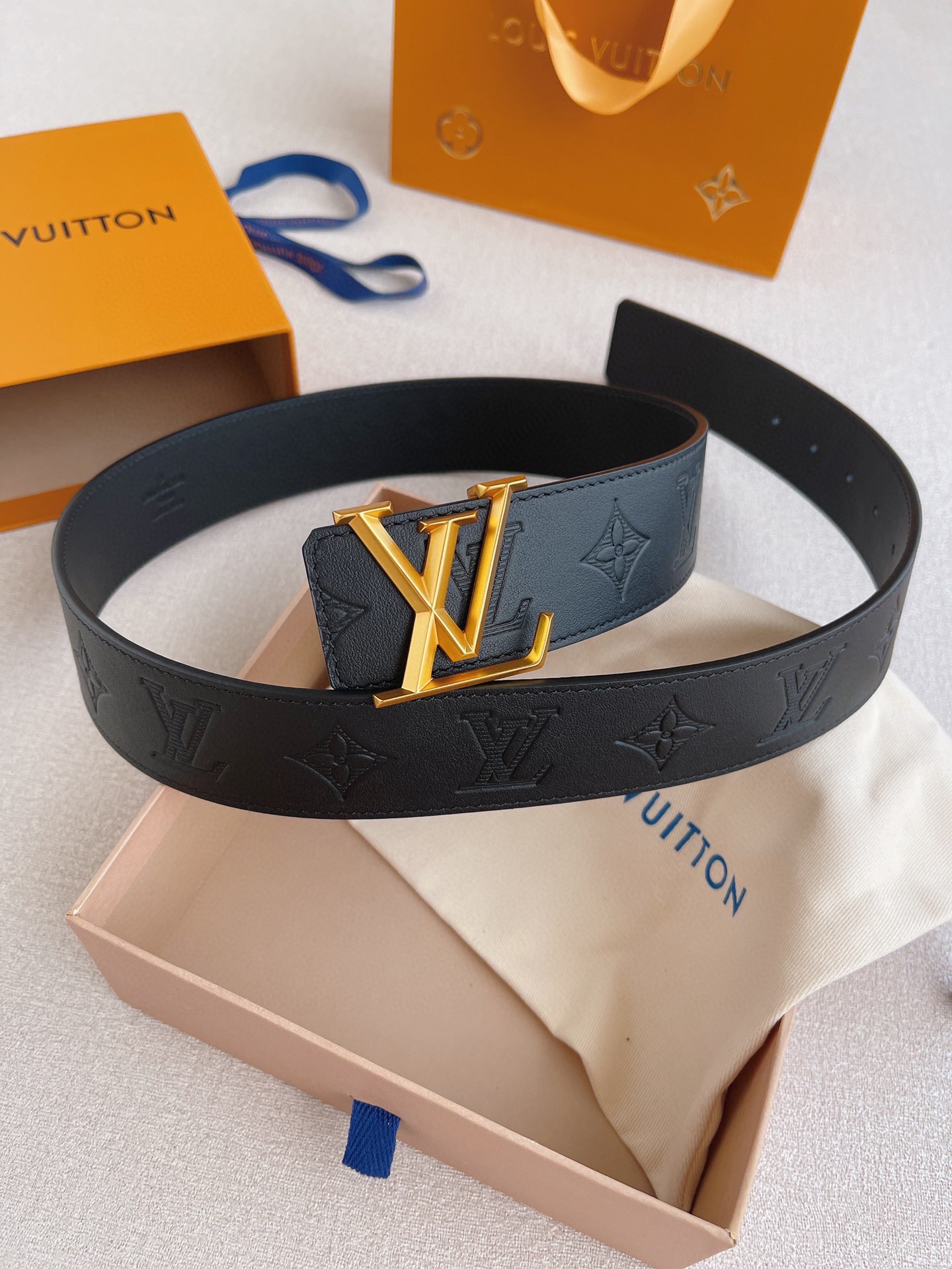 Louis Vuitton Basic Belt Cow Leather 40mm-m-l